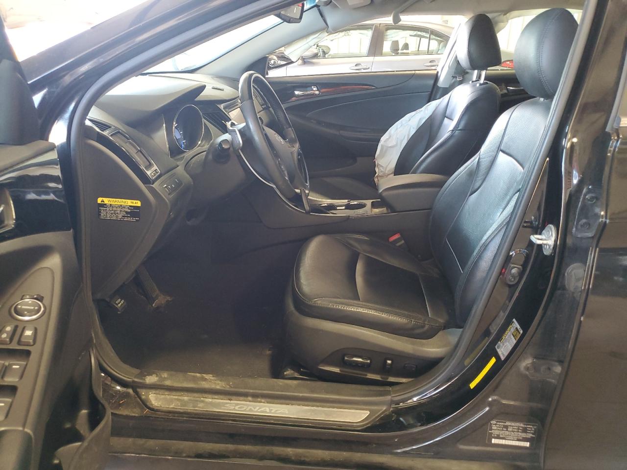 2013 Hyundai Sonata - Image 7