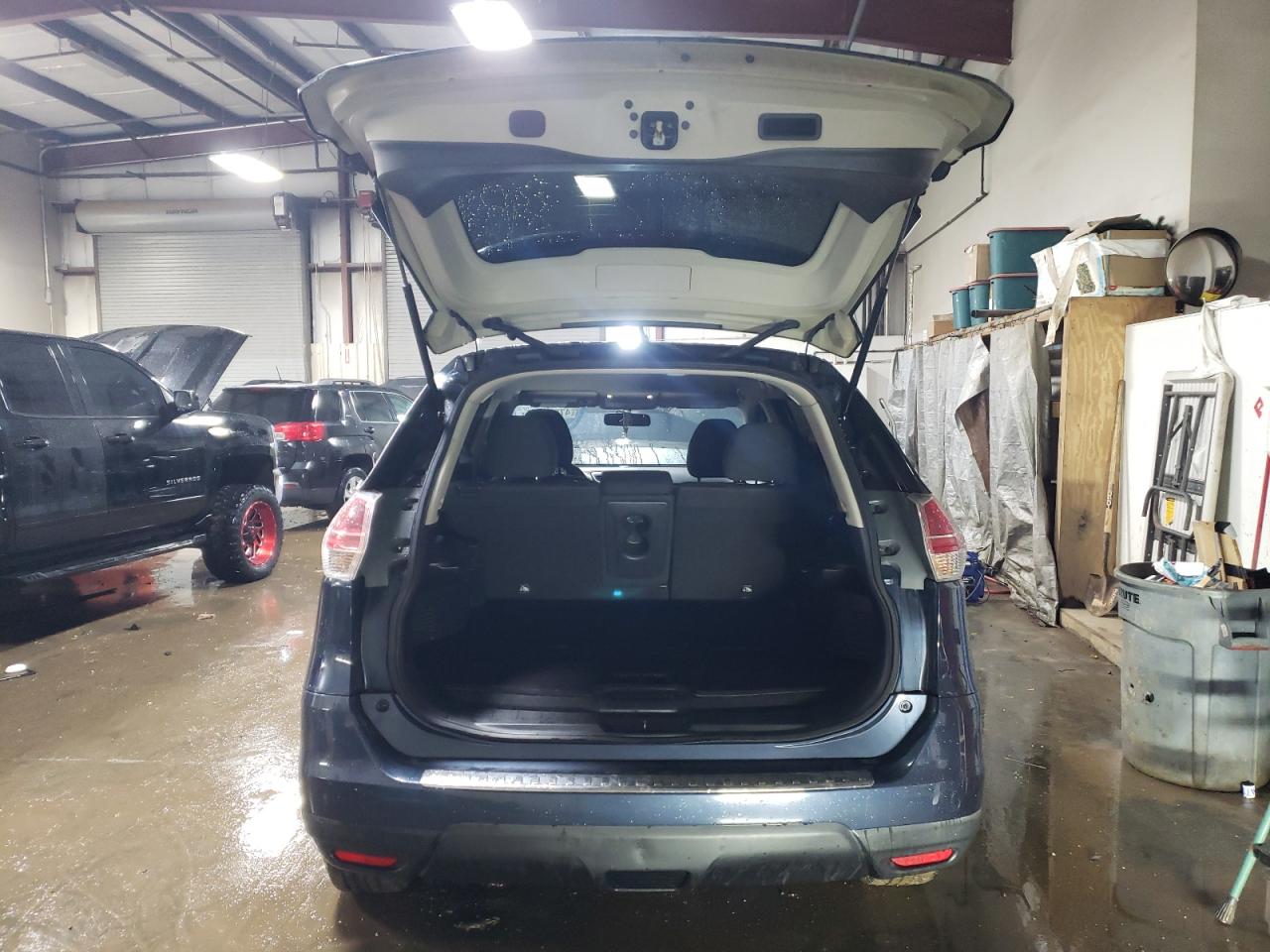 2015 Nissan Rogue - Image 6
