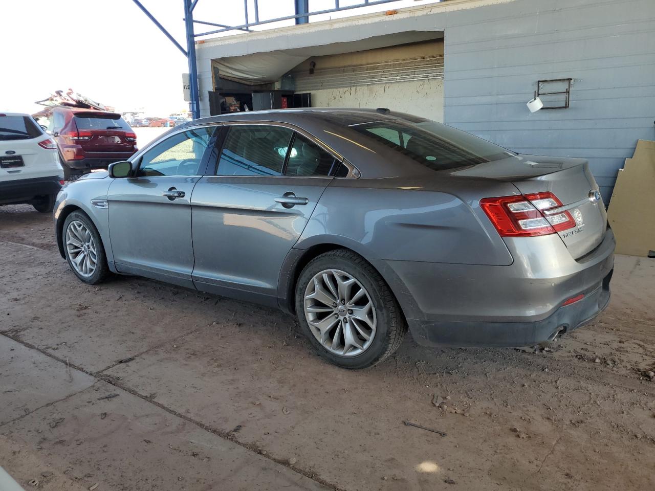 2013 Ford Taurus - Image 2