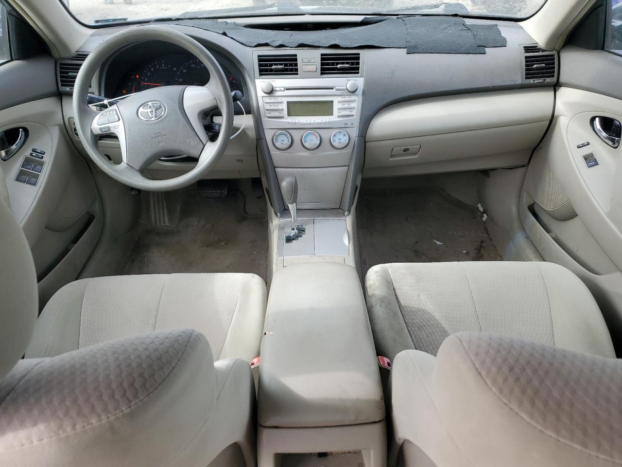 2011 Toyota Camry - Image 8