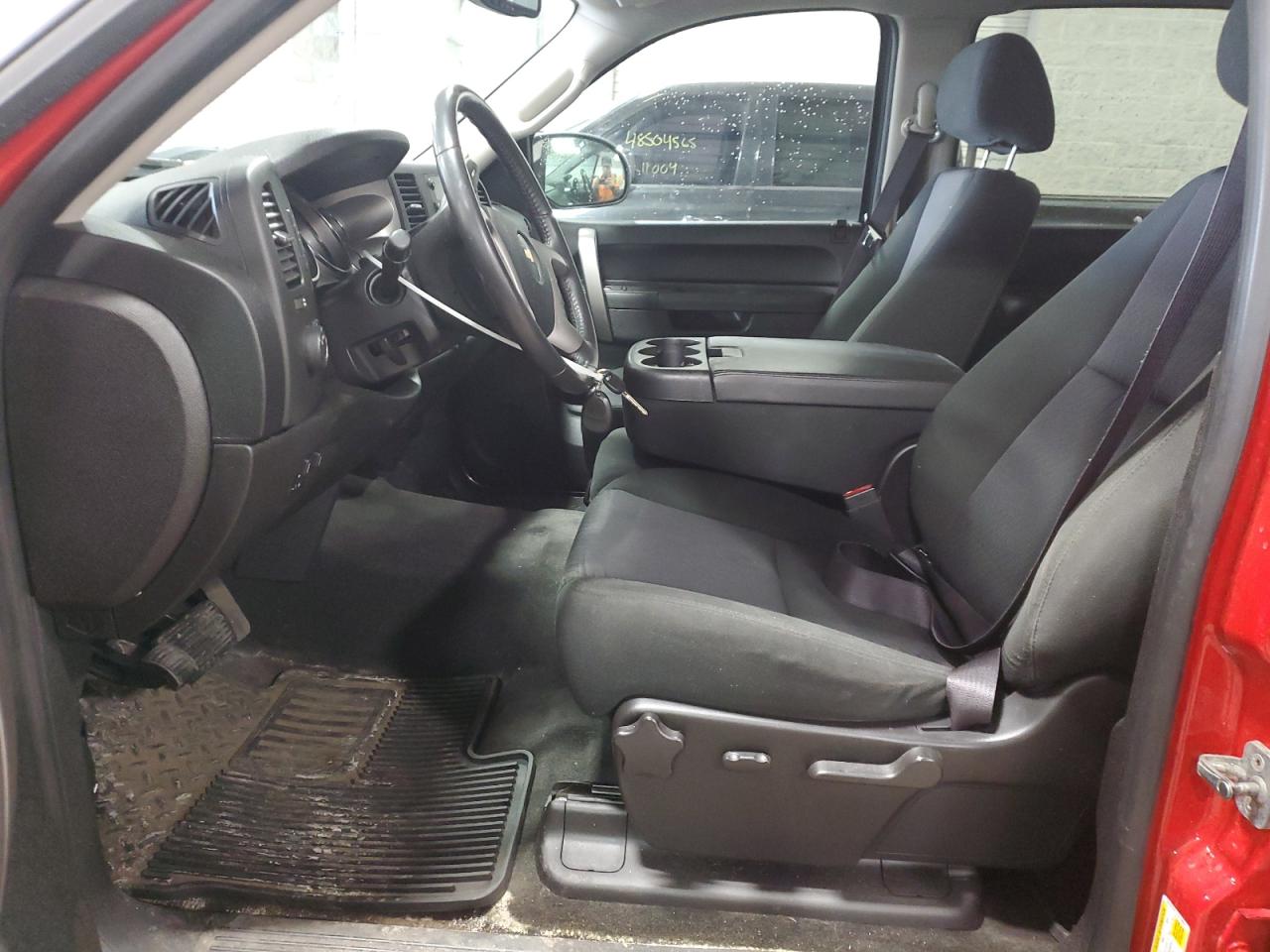 2012 Chevrolet Silverado - Image 7