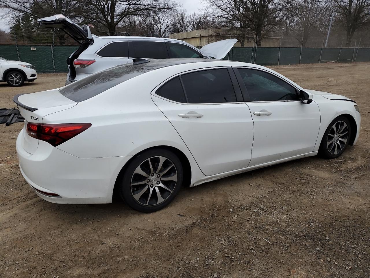 2015 Acura TLX - Image 3