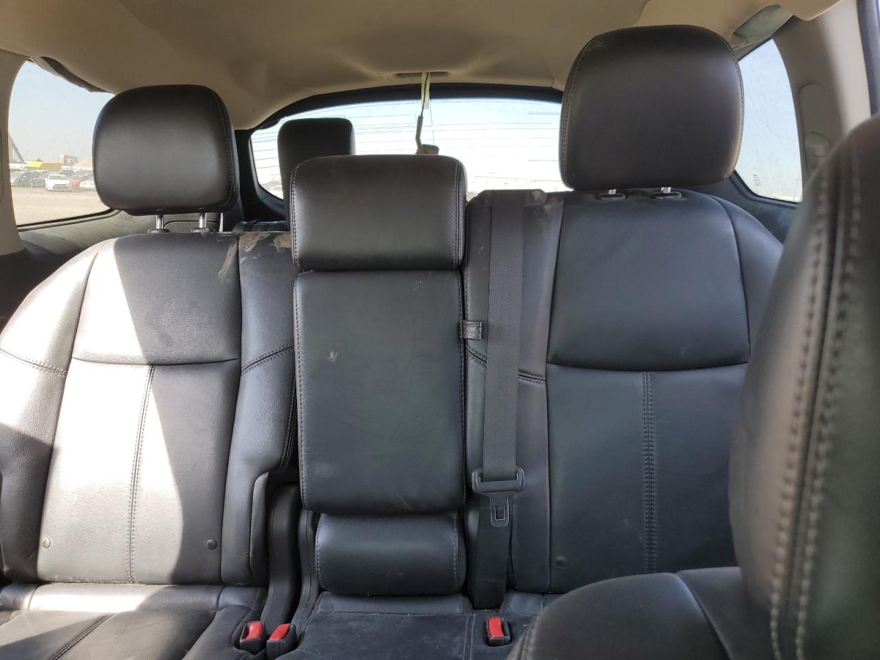 2013 Nissan Pathfinder - Image 10