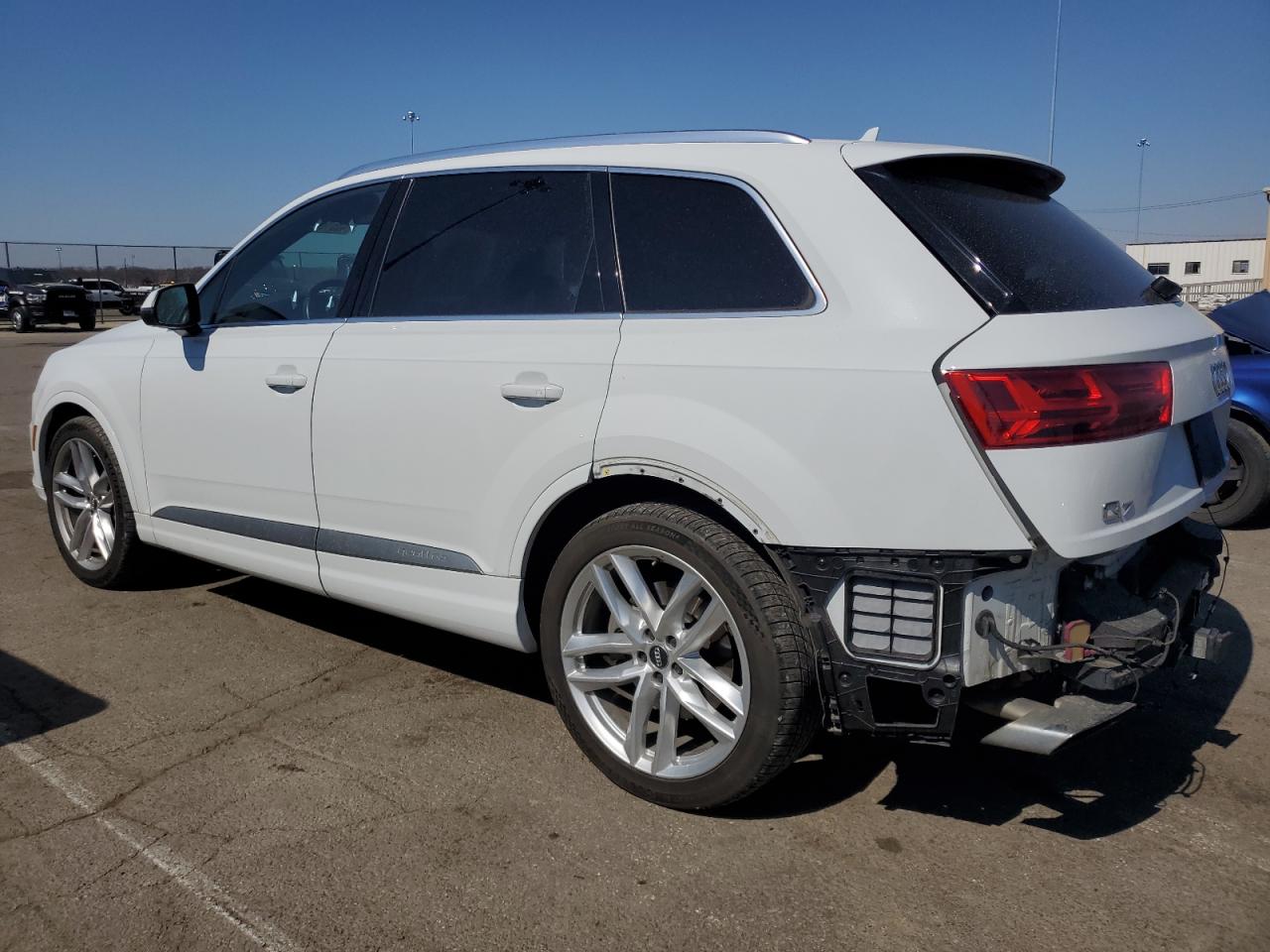 2018 Audi Q7 - Image 2