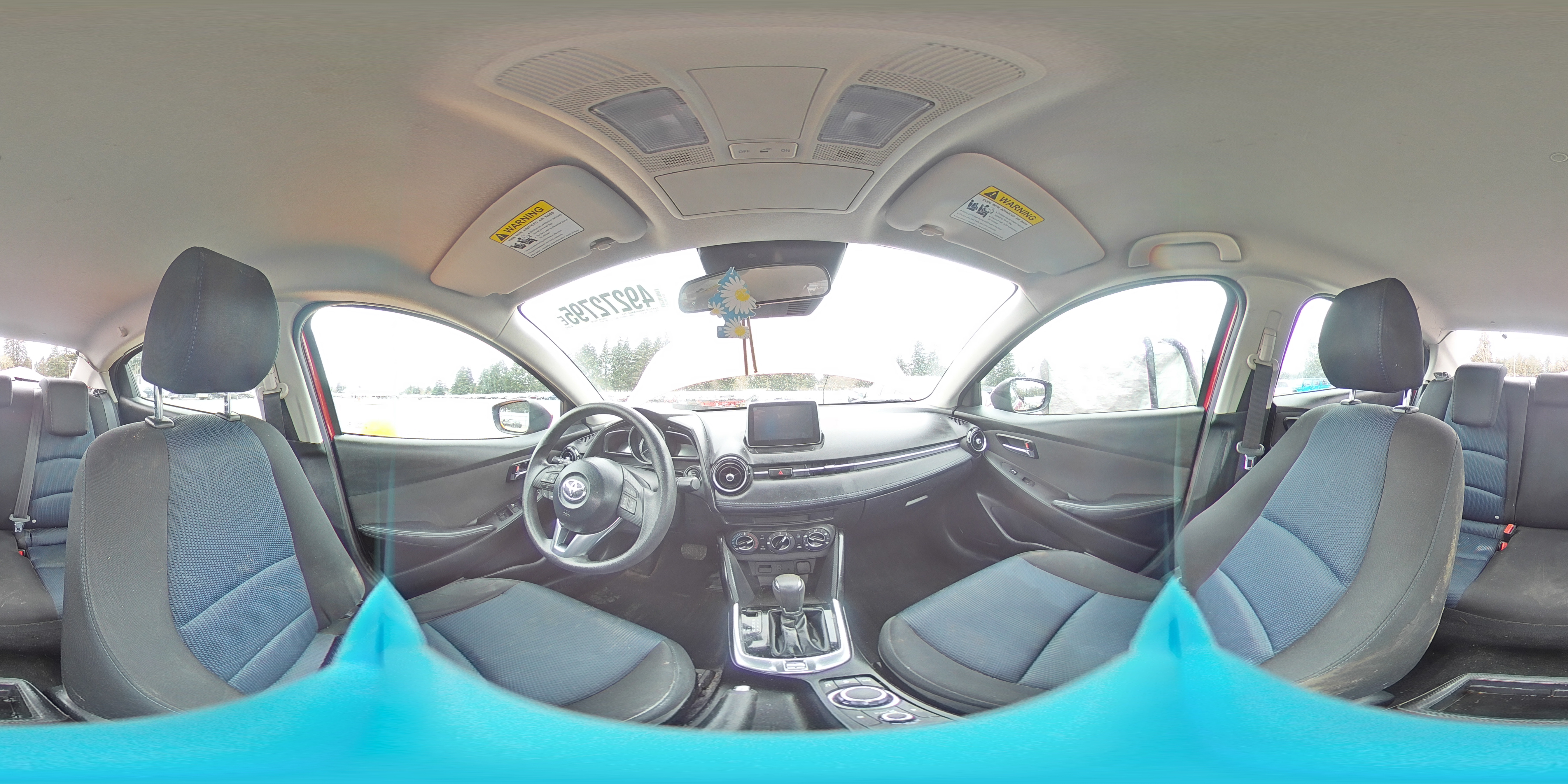 2017 Toyota Yaris - Image 13