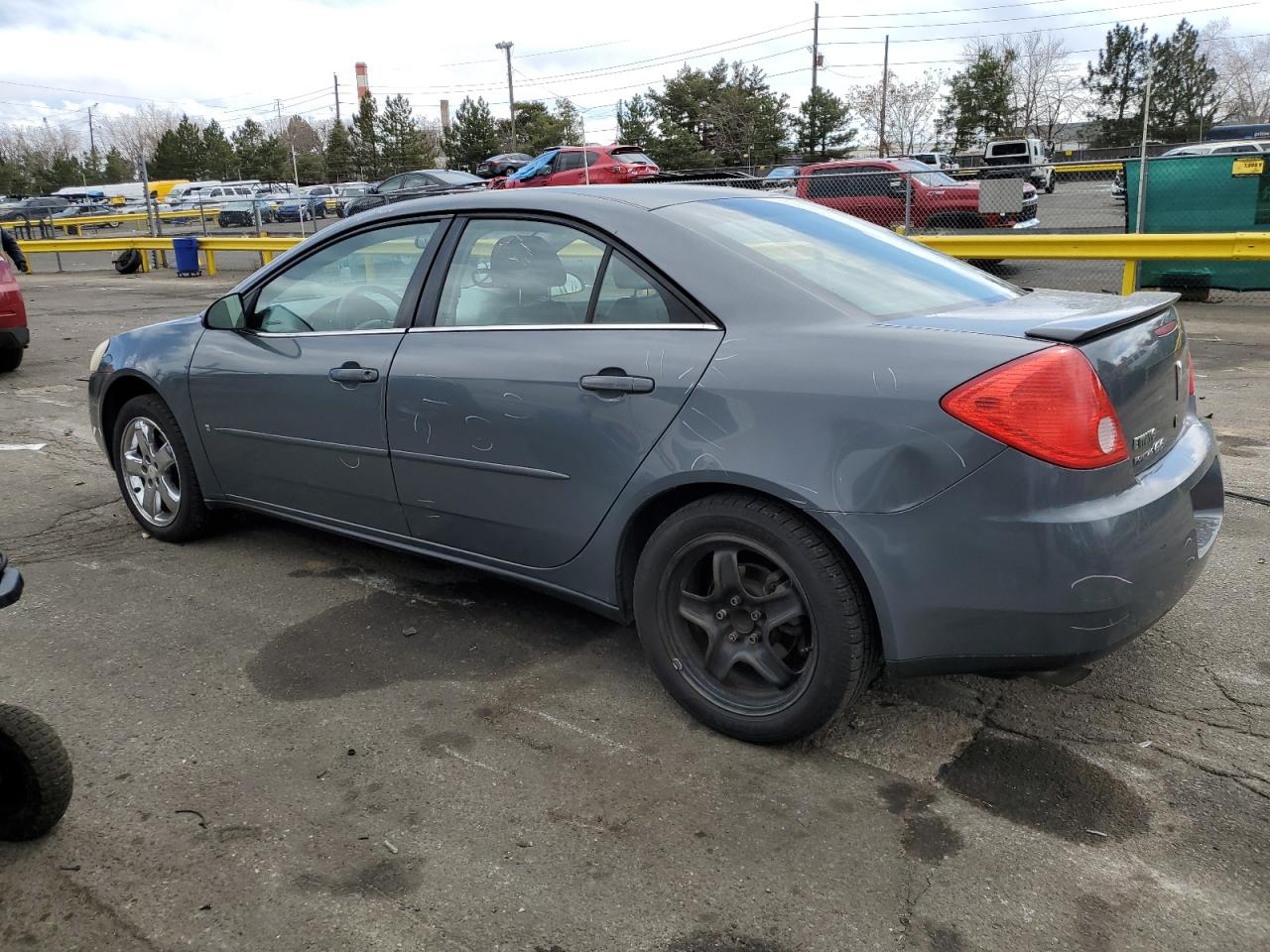 2009 Pontiac G6 - Image 2