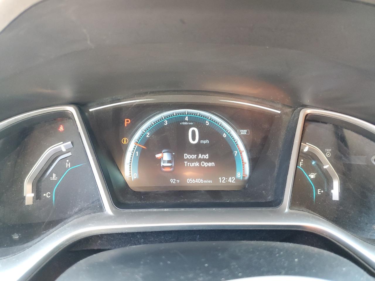 2HGFC2F71JH537900 HONDA CIVIC 2018