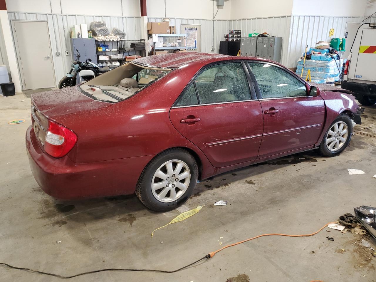 2004 Toyota Camry - Image 3