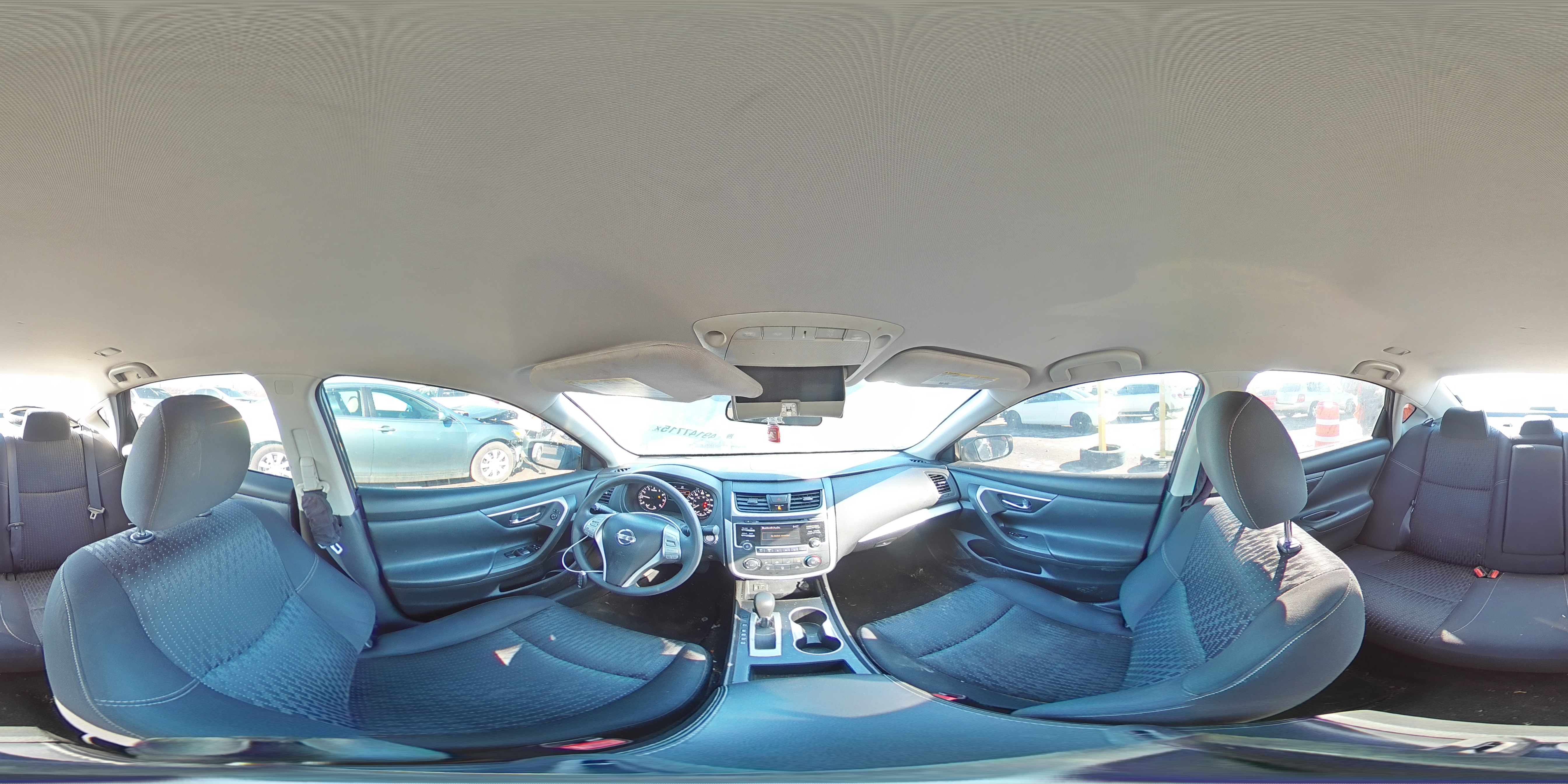2016 Nissan Altima - Image 12