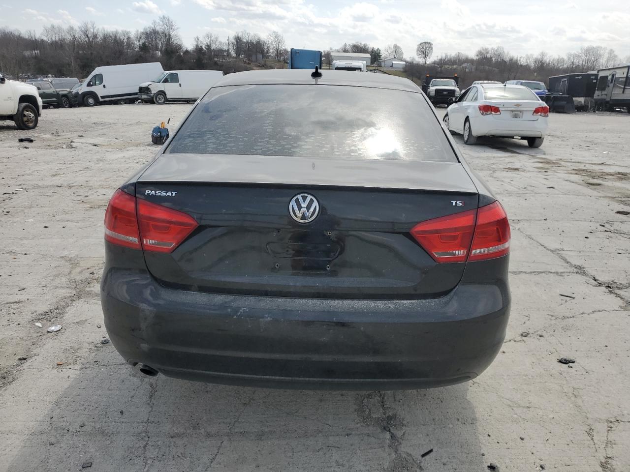 2015 Volkswagen Passat - Image 6
