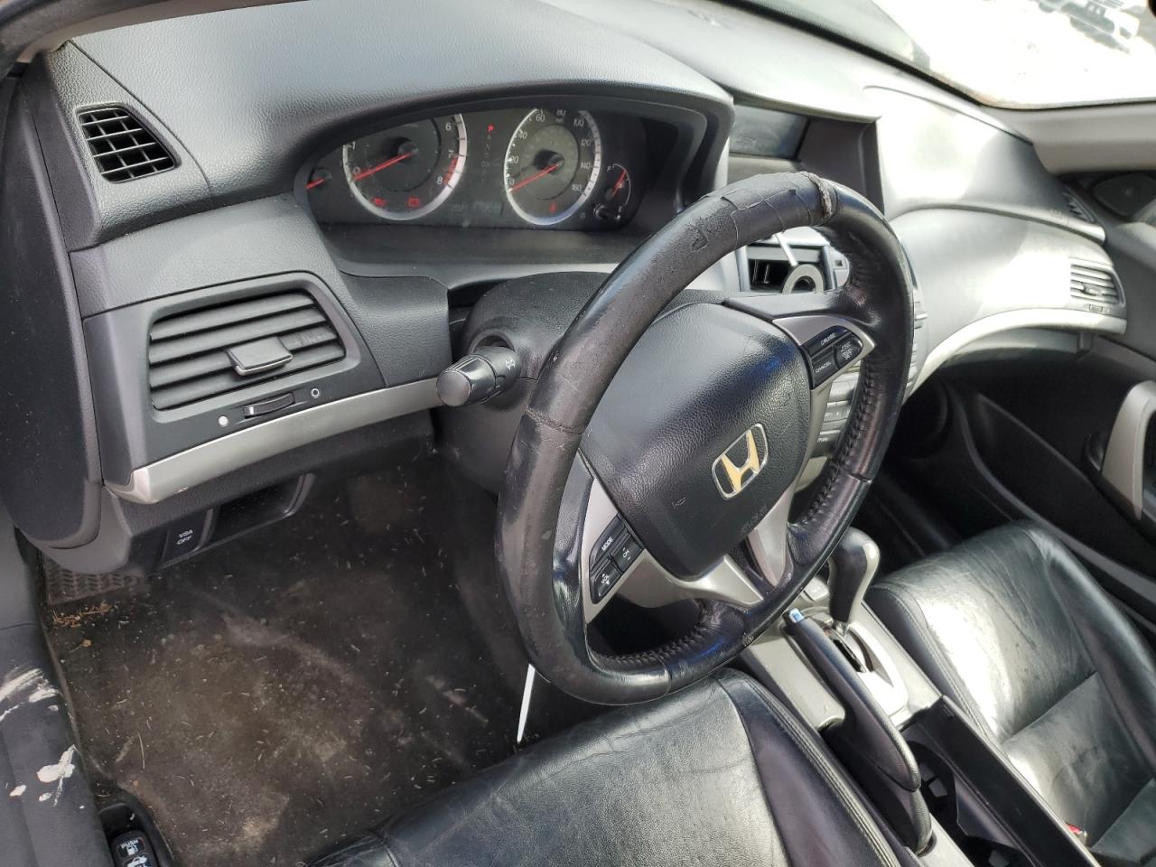 2009 Honda Accord - Image 8