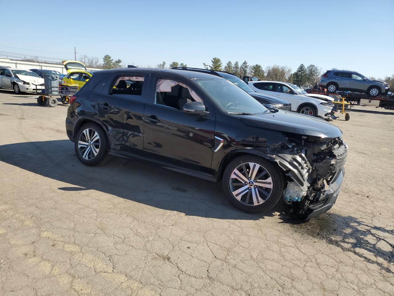 2020 Mitsubishi Outlander - Image 4