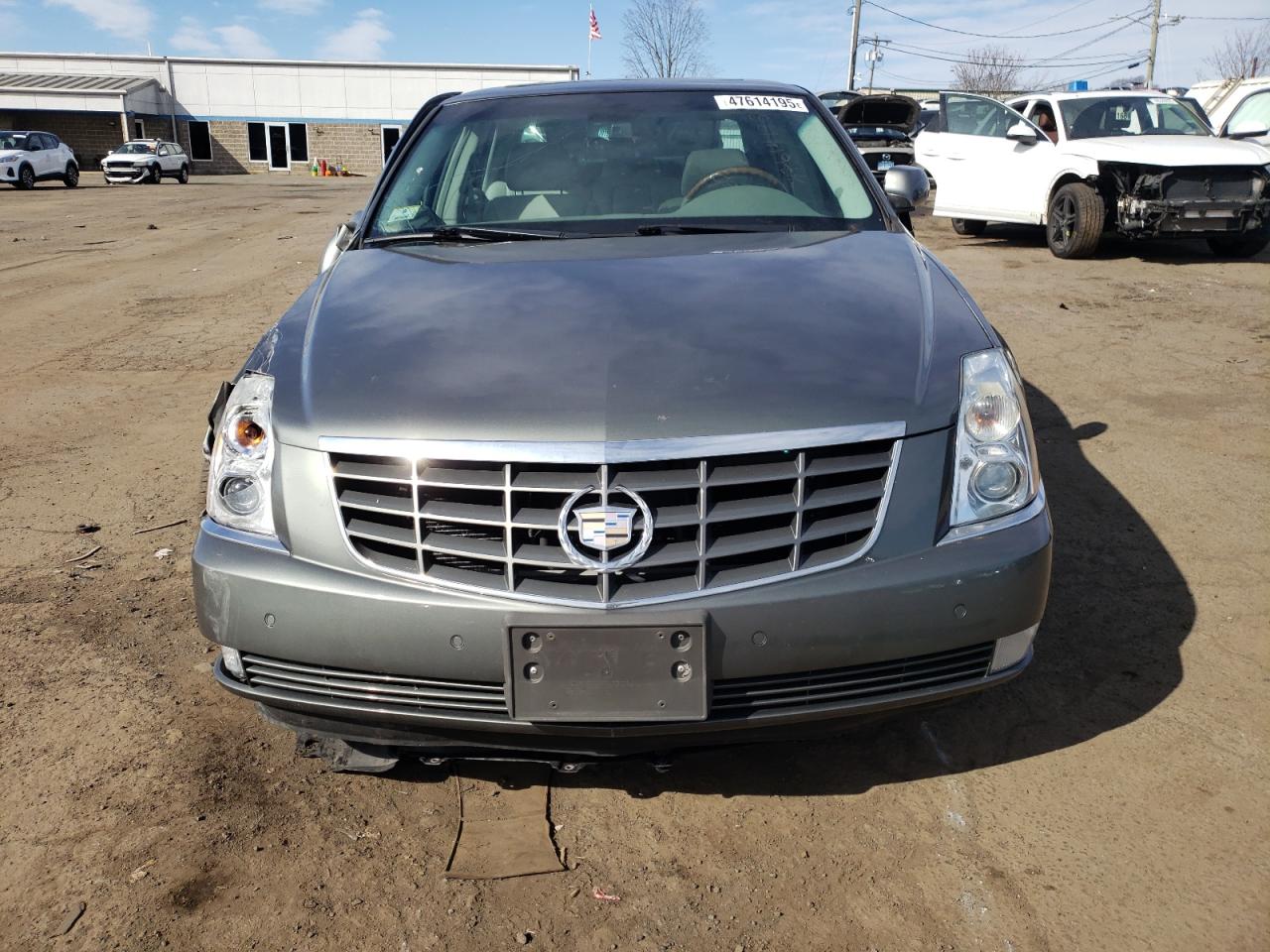 2006 Cadillac DTS - Image 5