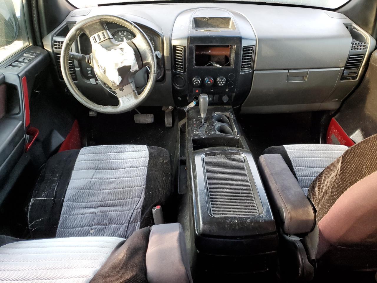 2005 Nissan Titan - Image 8