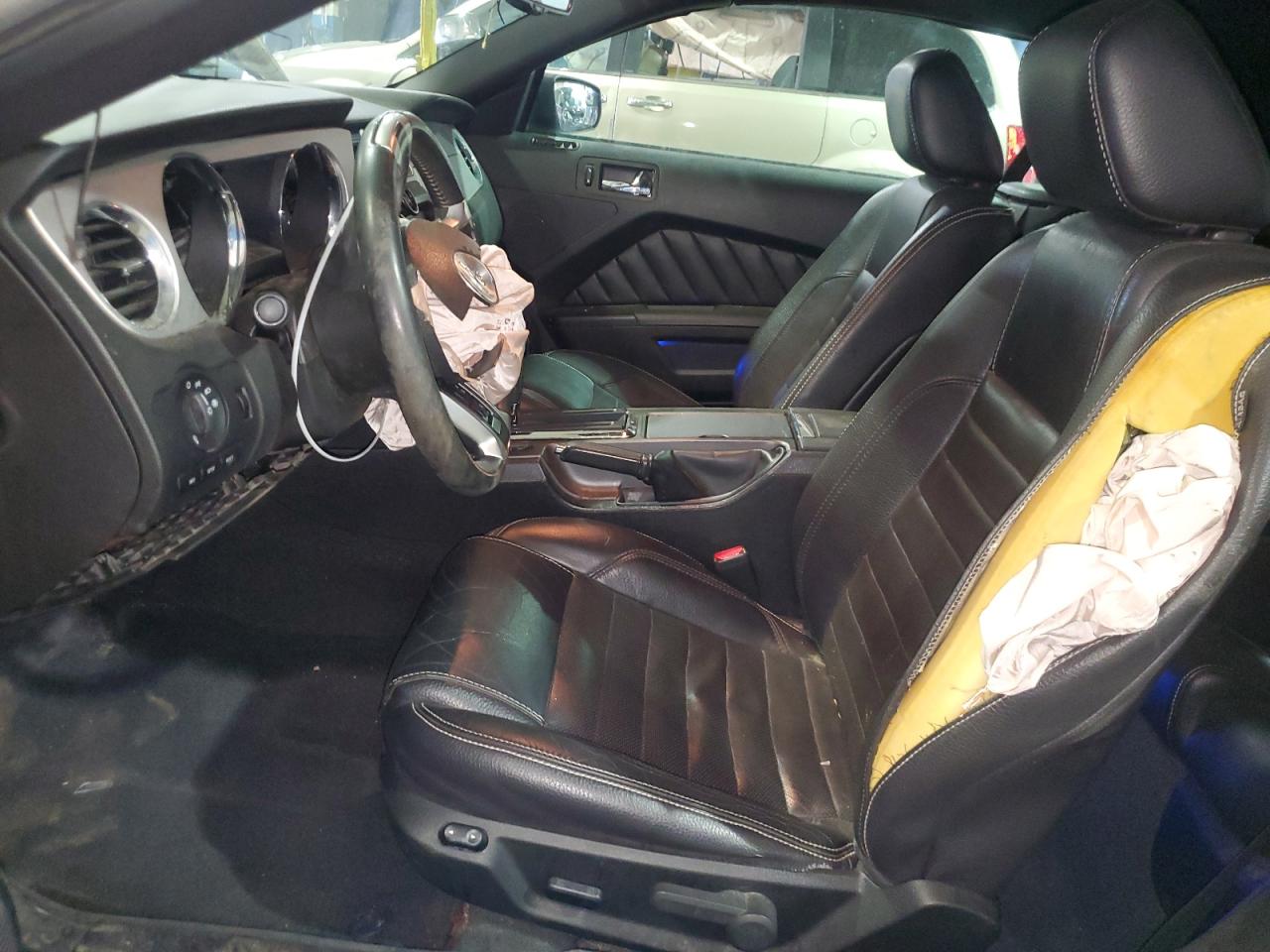 2012 Ford Mustang - Image 7