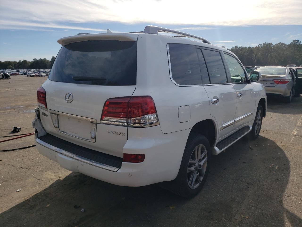 2014 Lexus LX - Image 3