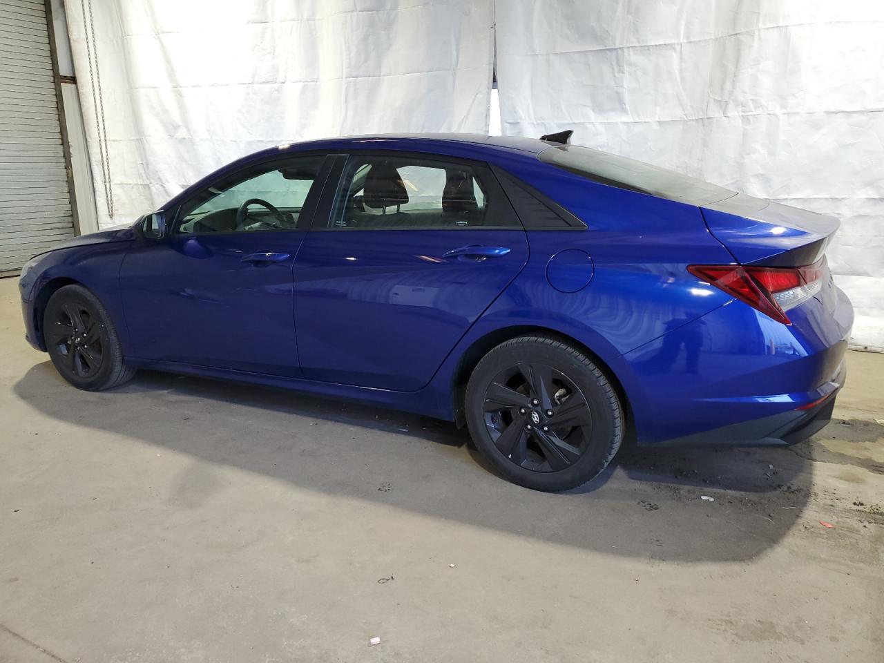 2023 Hyundai Elantra - Image 2