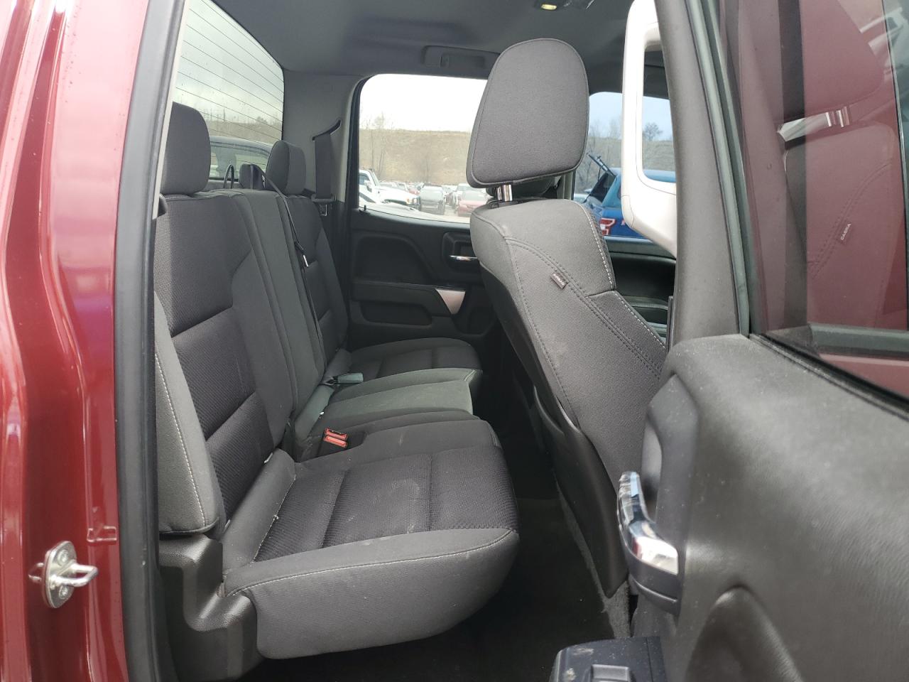 2015 Chevrolet Silverado - Image 10