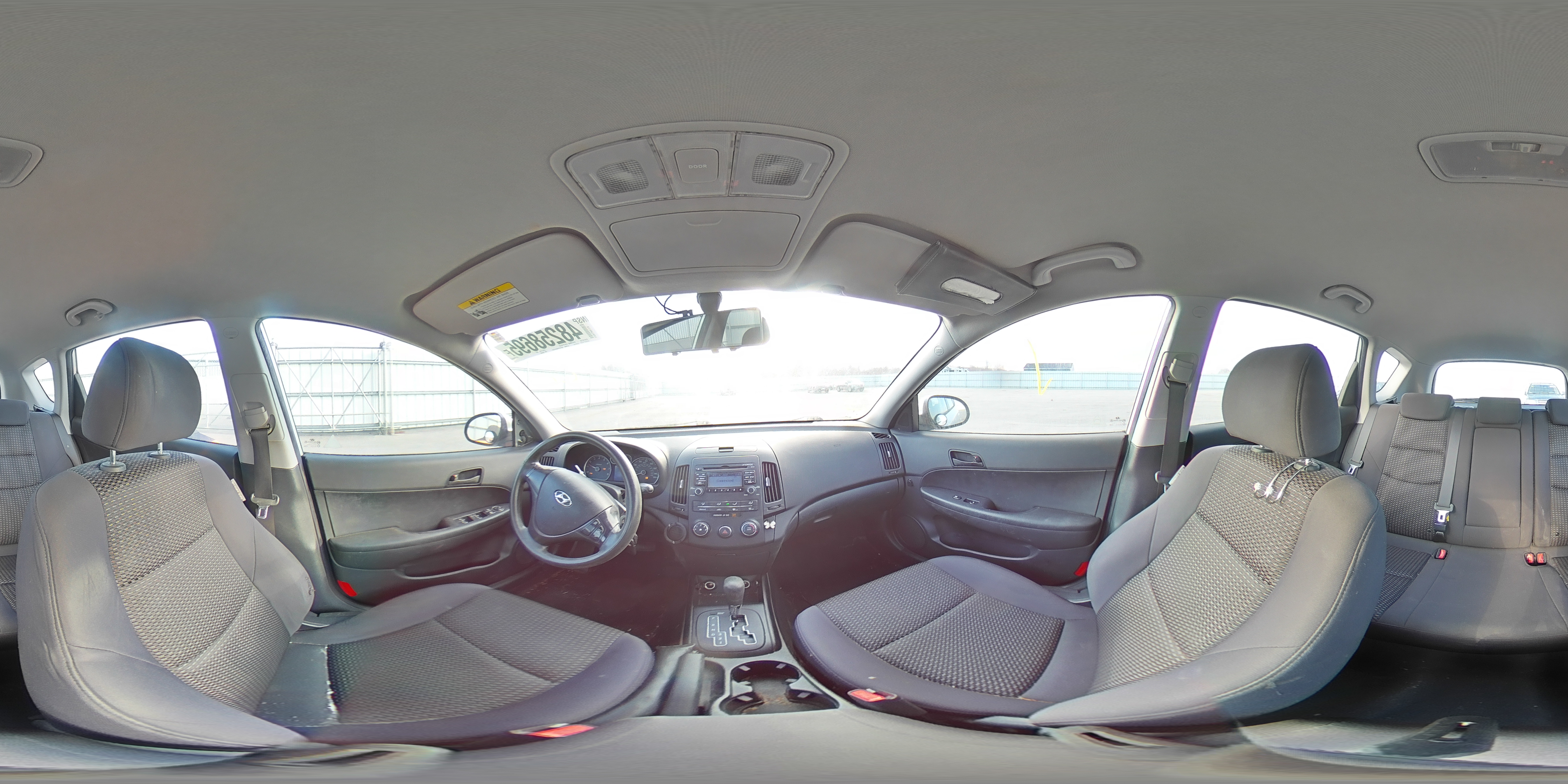 2010 Hyundai Elantra - Image 12
