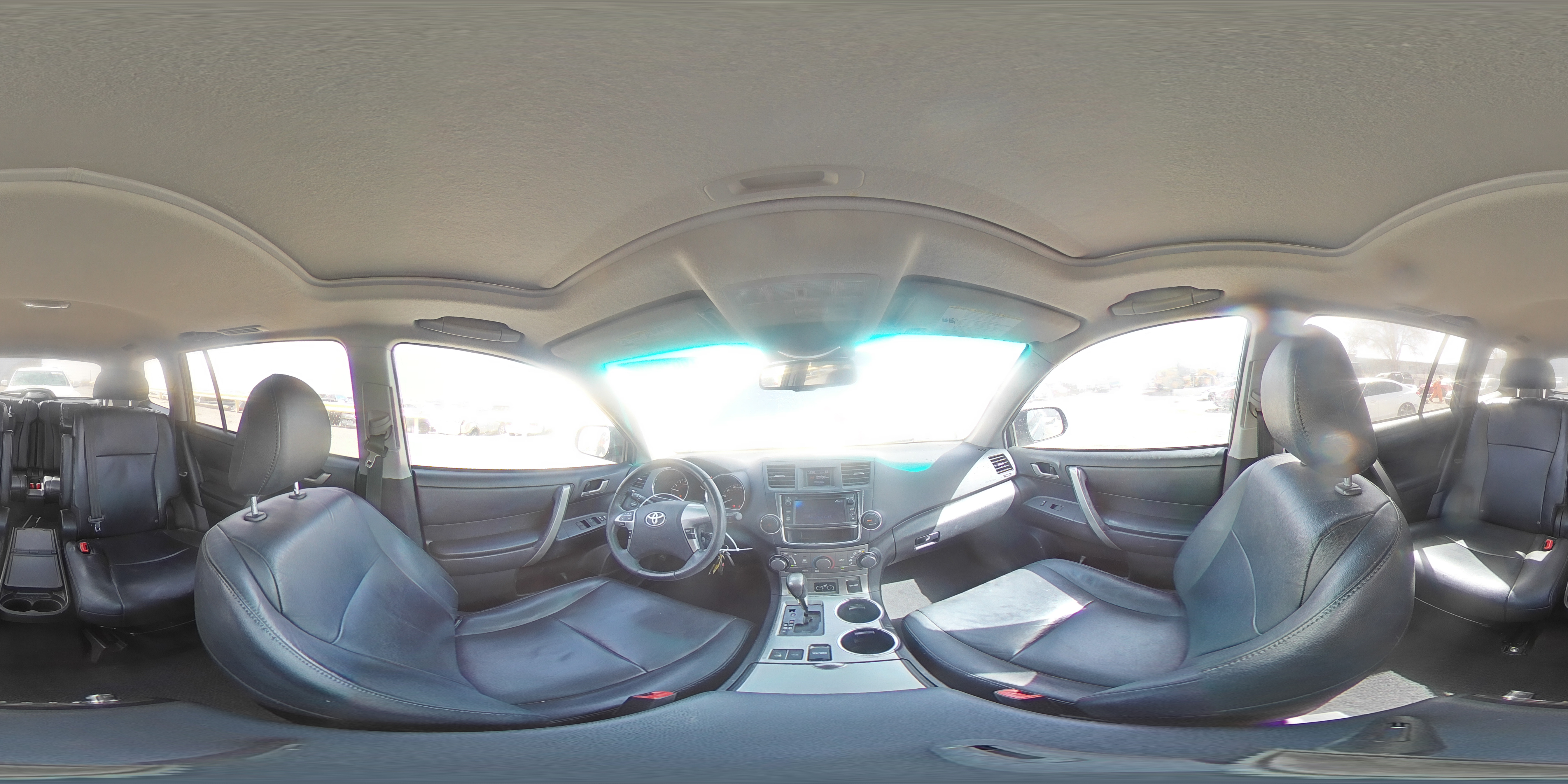 2013 Toyota Highlander - Image 15