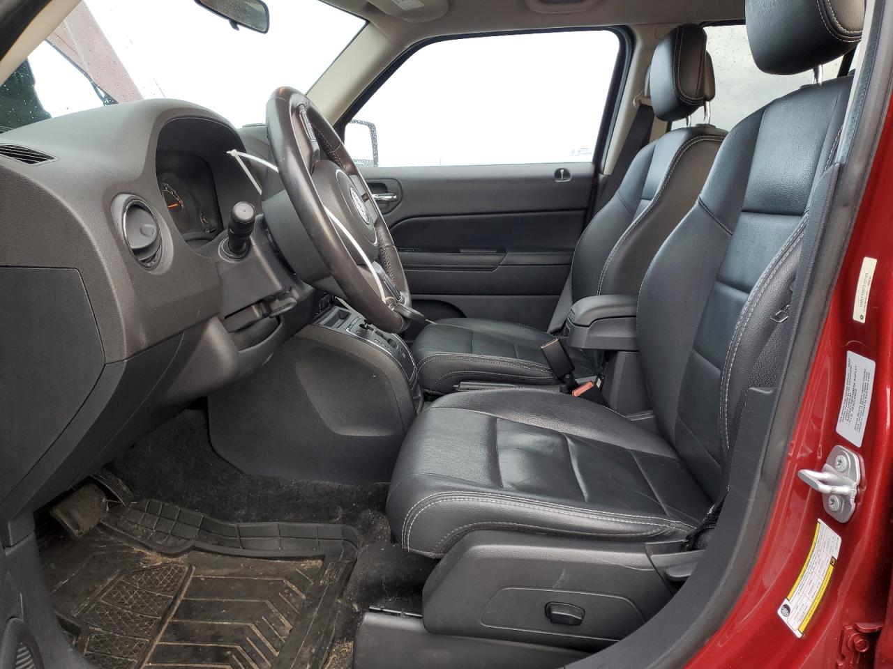 2015 Jeep Liberty (Patriot) - Image 7