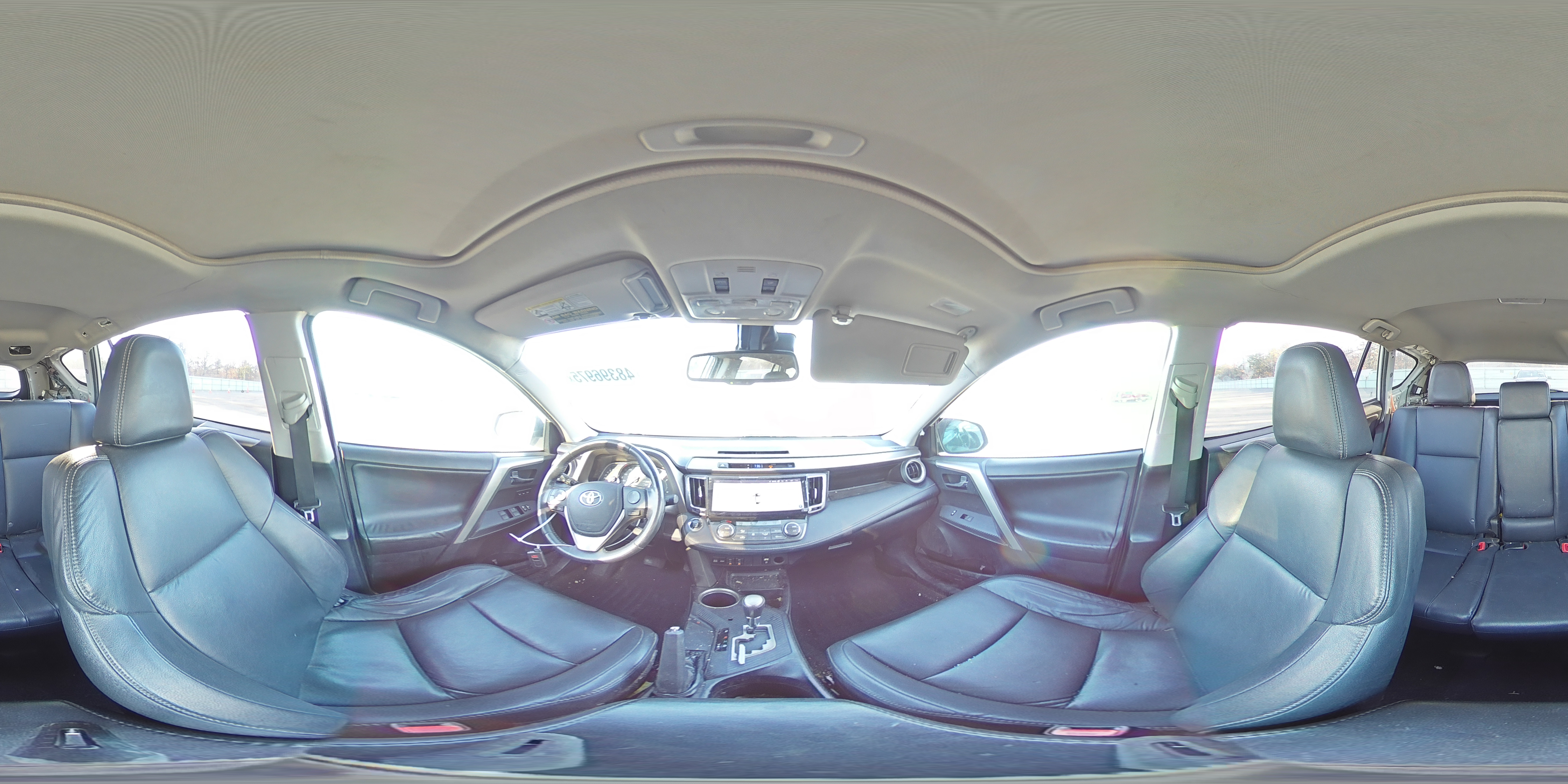 2014 Toyota RAV 4 - Image 13