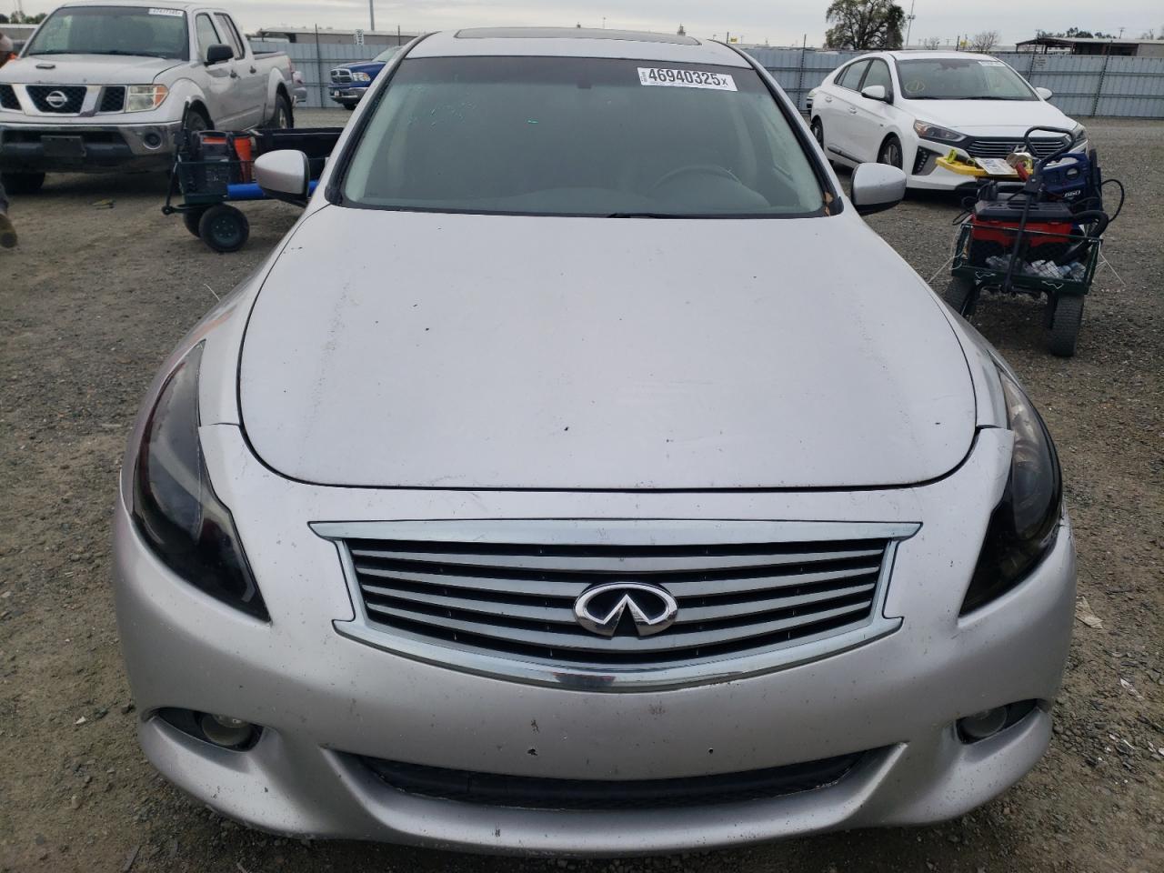 2015 Infiniti Q40 - Image 5