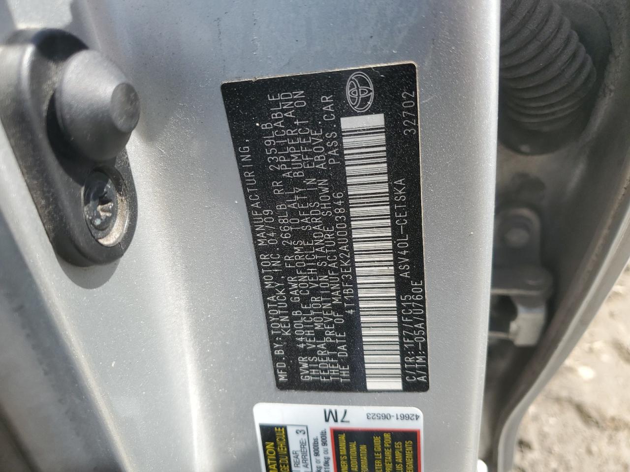 2010 Toyota Camry - Image 13