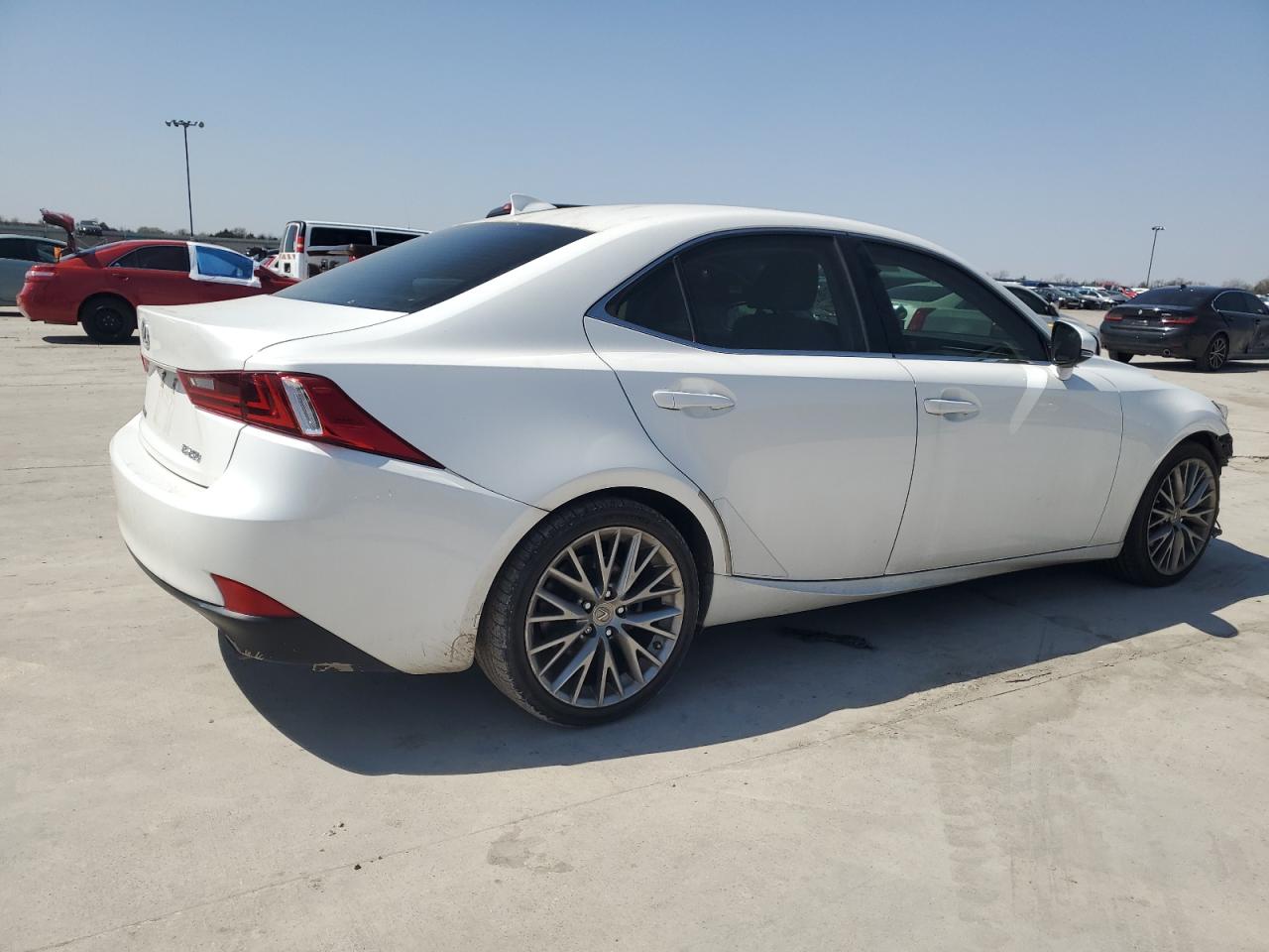 2015 Lexus IS - Image 3