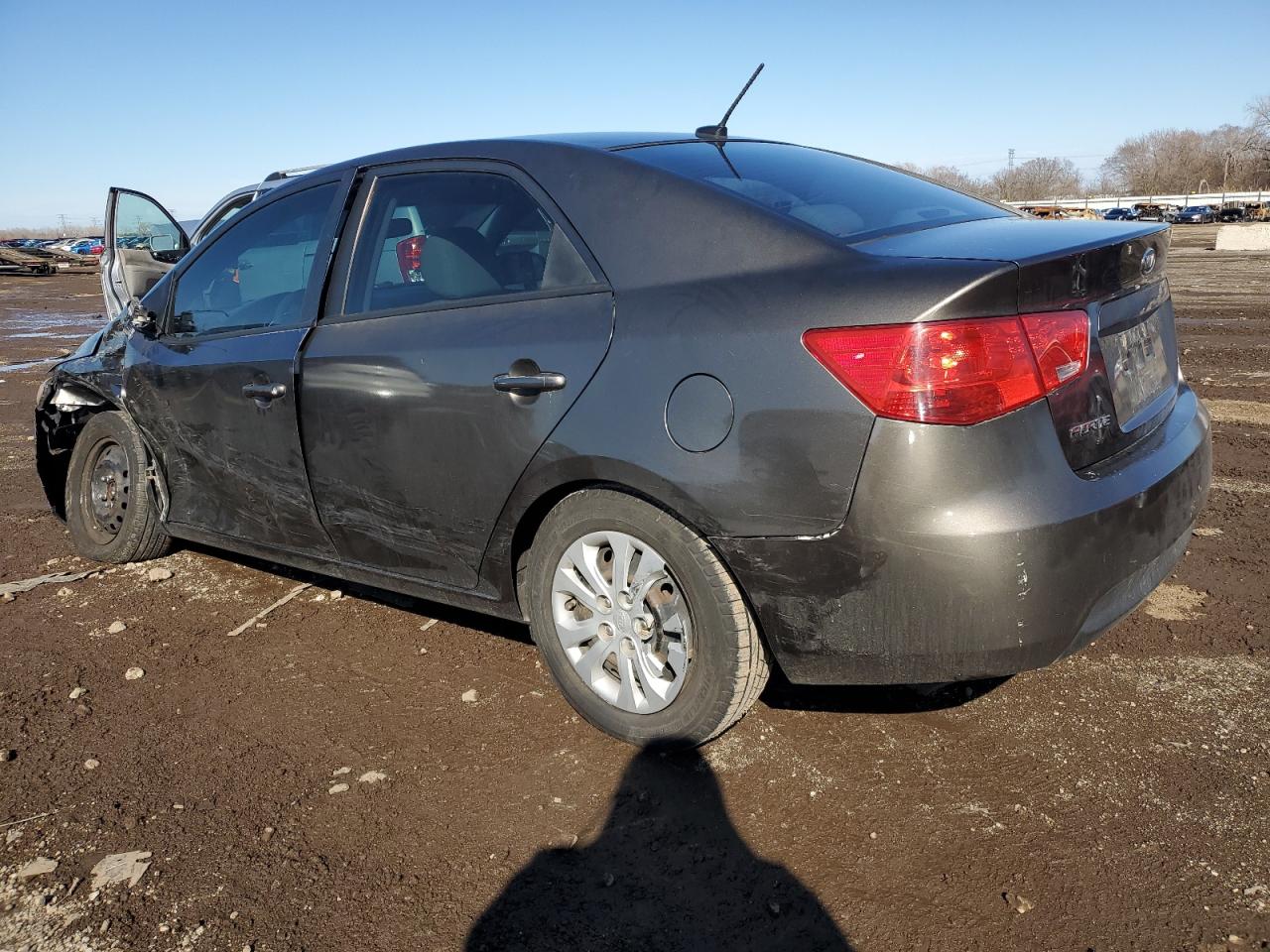 2011 Kia Forte - Image 2