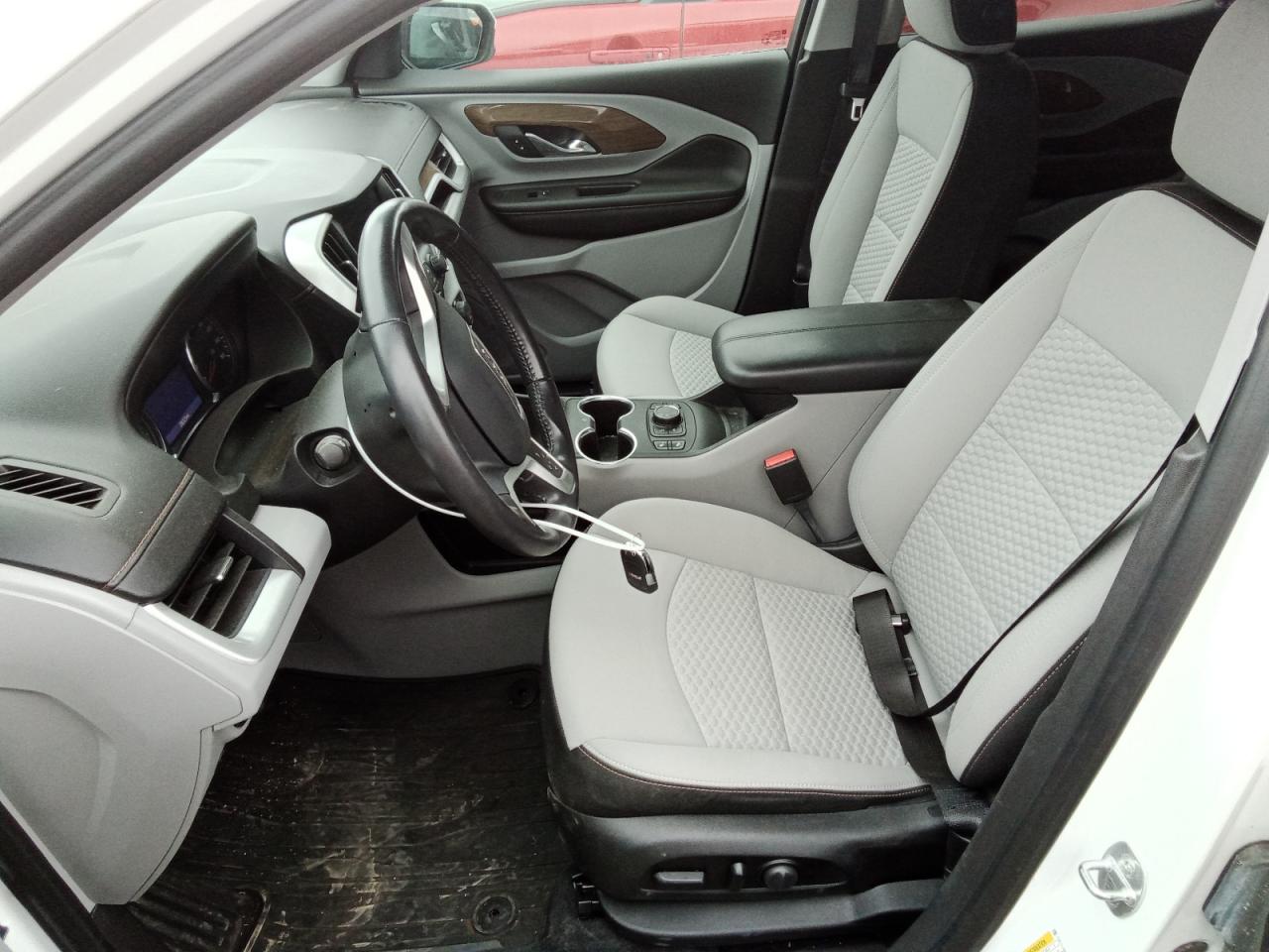 2020 GMC Terrain - Image 7