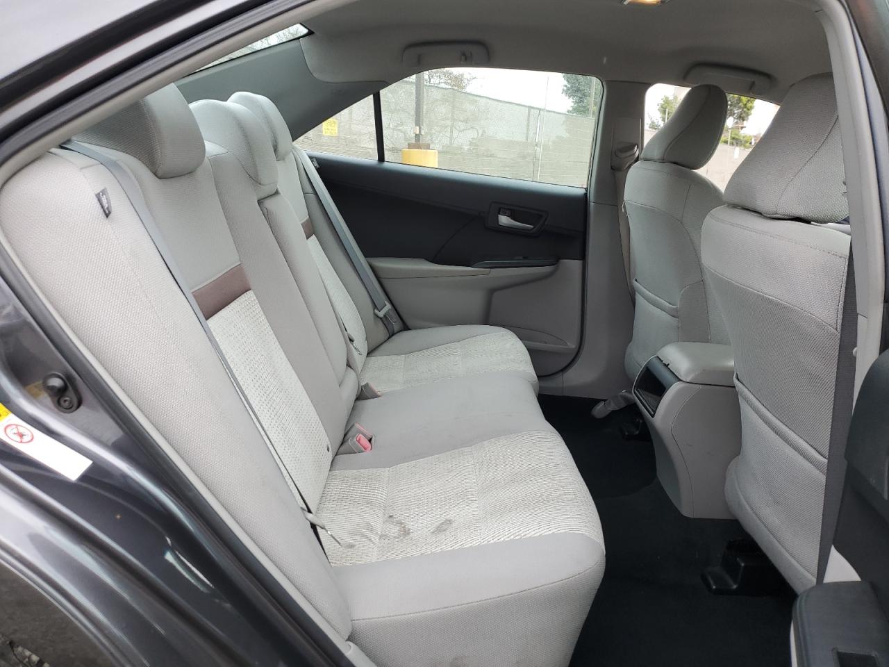 2013 Toyota Camry - Image 10