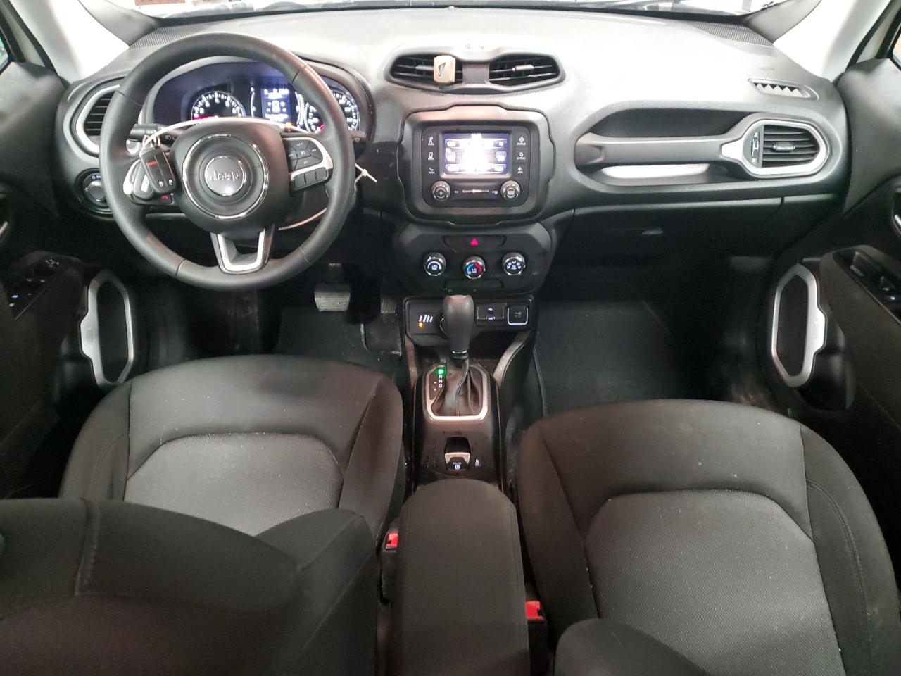 2019 Jeep Renegade - Image 8