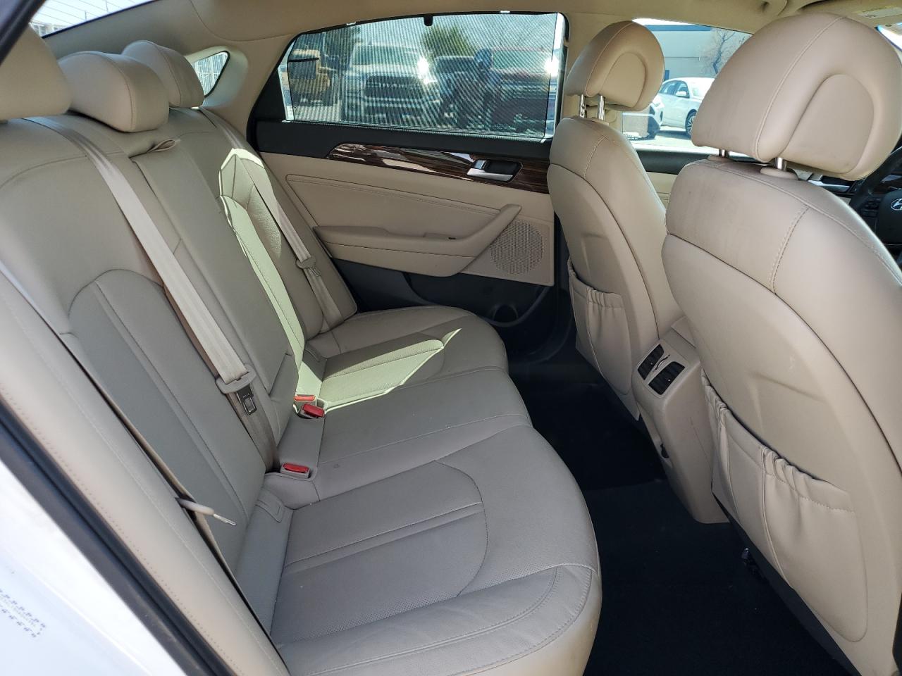 2017 Hyundai Sonata - Image 11