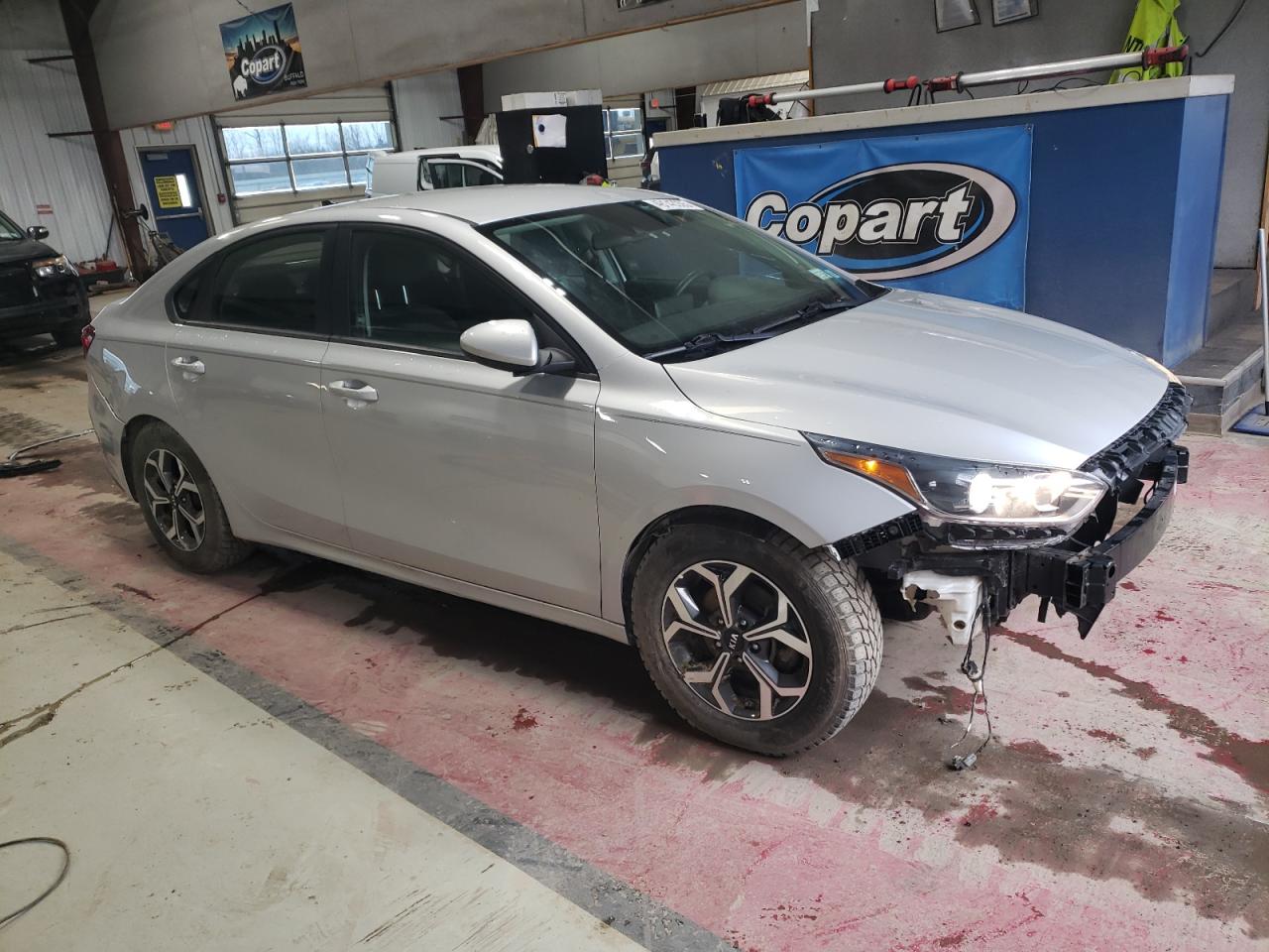 2021 Kia Forte - Image 4