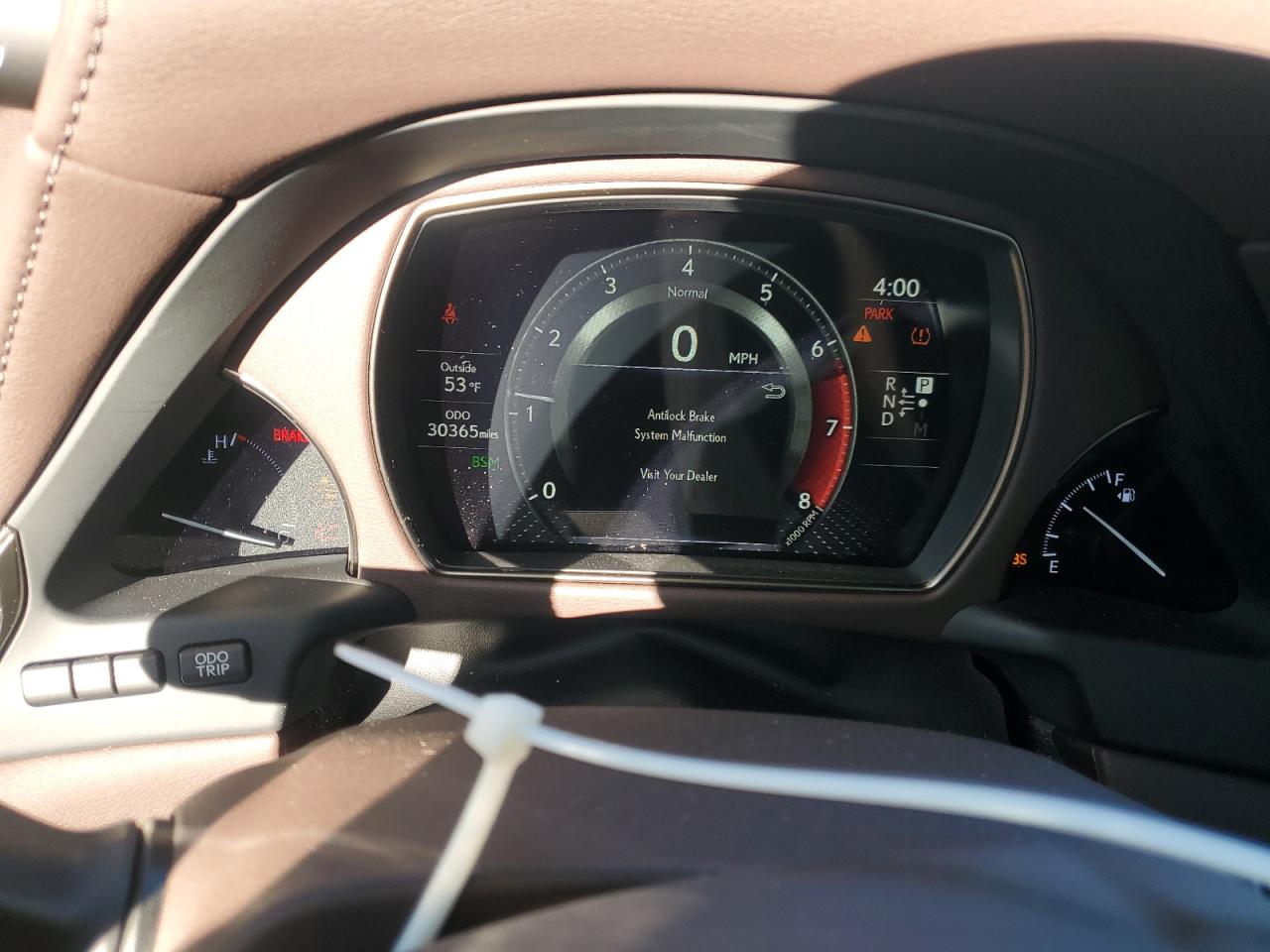 2020 Lexus LS - Image 9