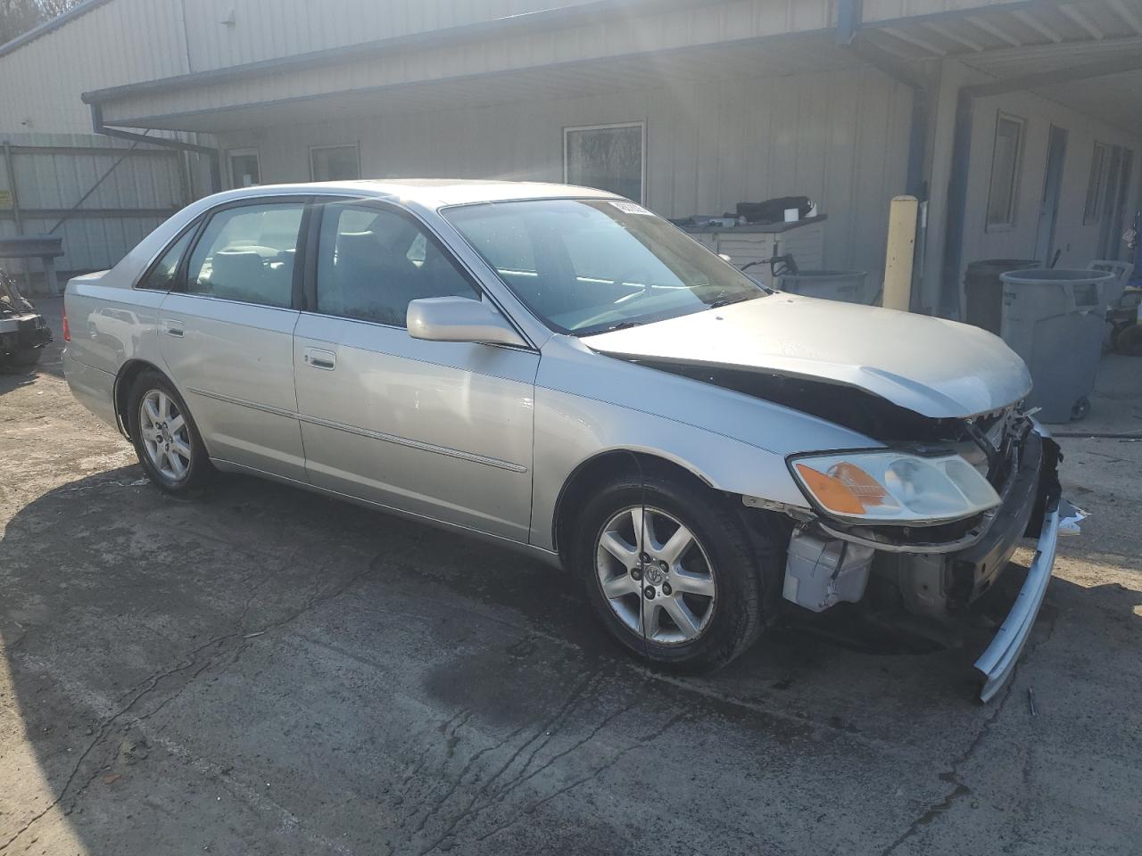 2001 Toyota Avalon - Image 4
