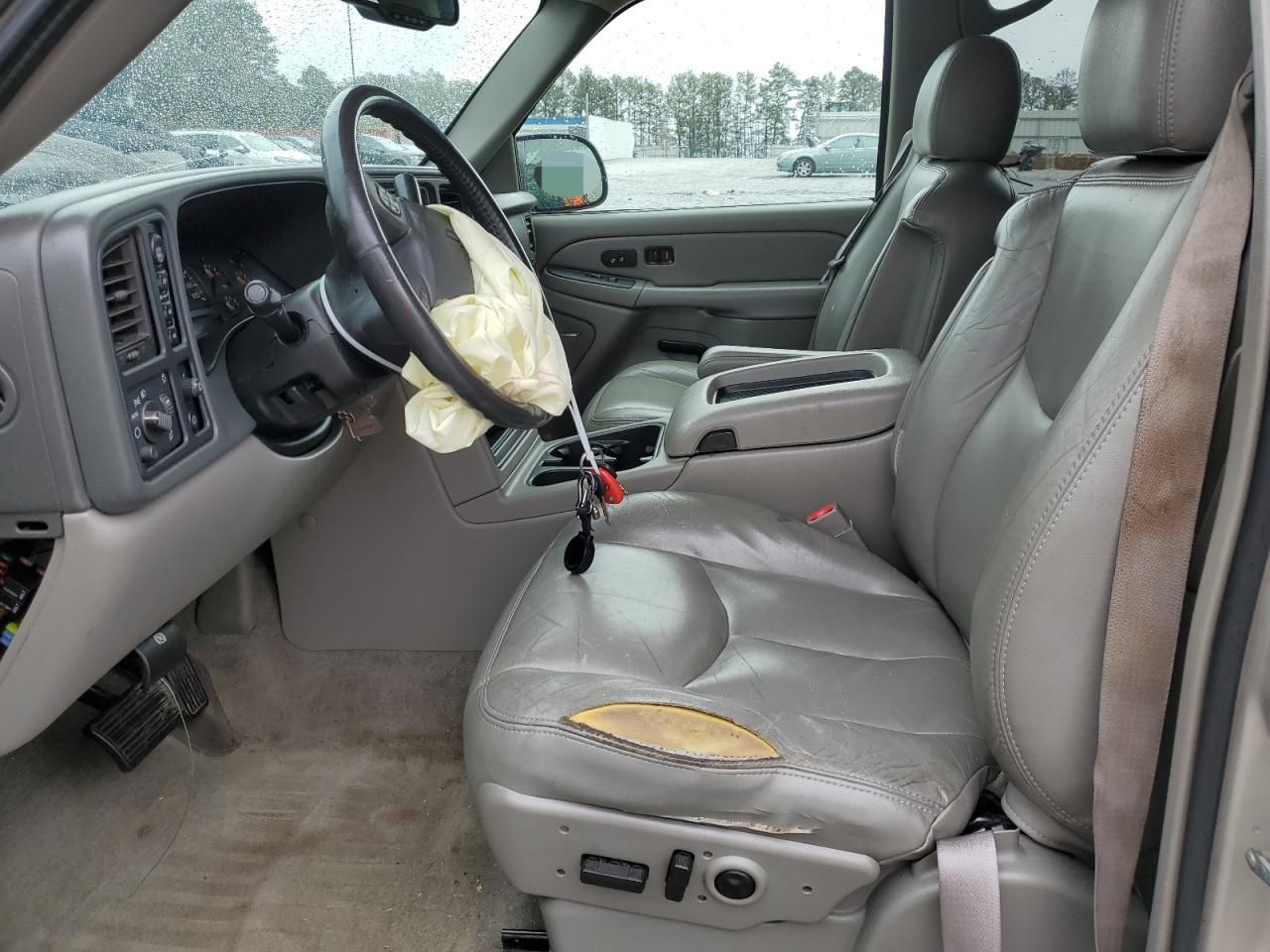 2005 Chevrolet Tahoe - Image 7