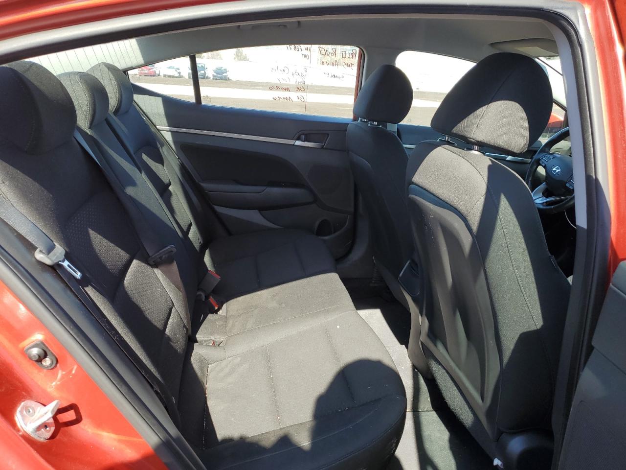 2019 Hyundai Elantra - Image 10