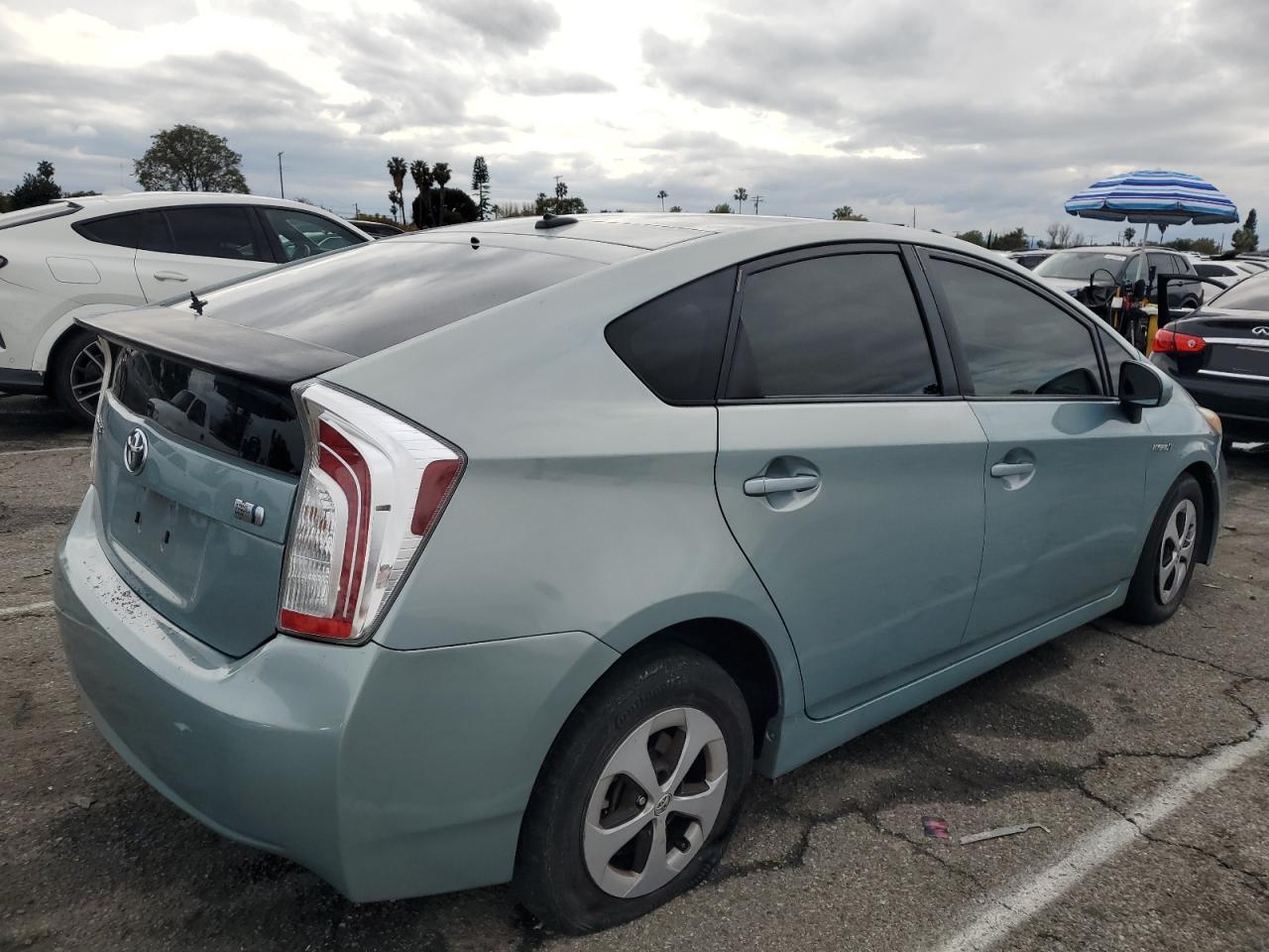 2013 Toyota Prius - Image 3