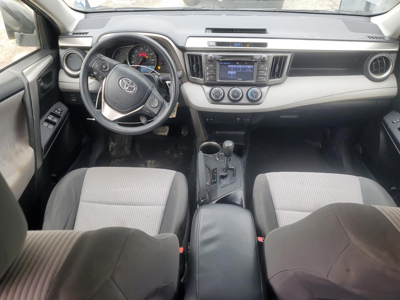 2015 Toyota RAV 4 - Image 8