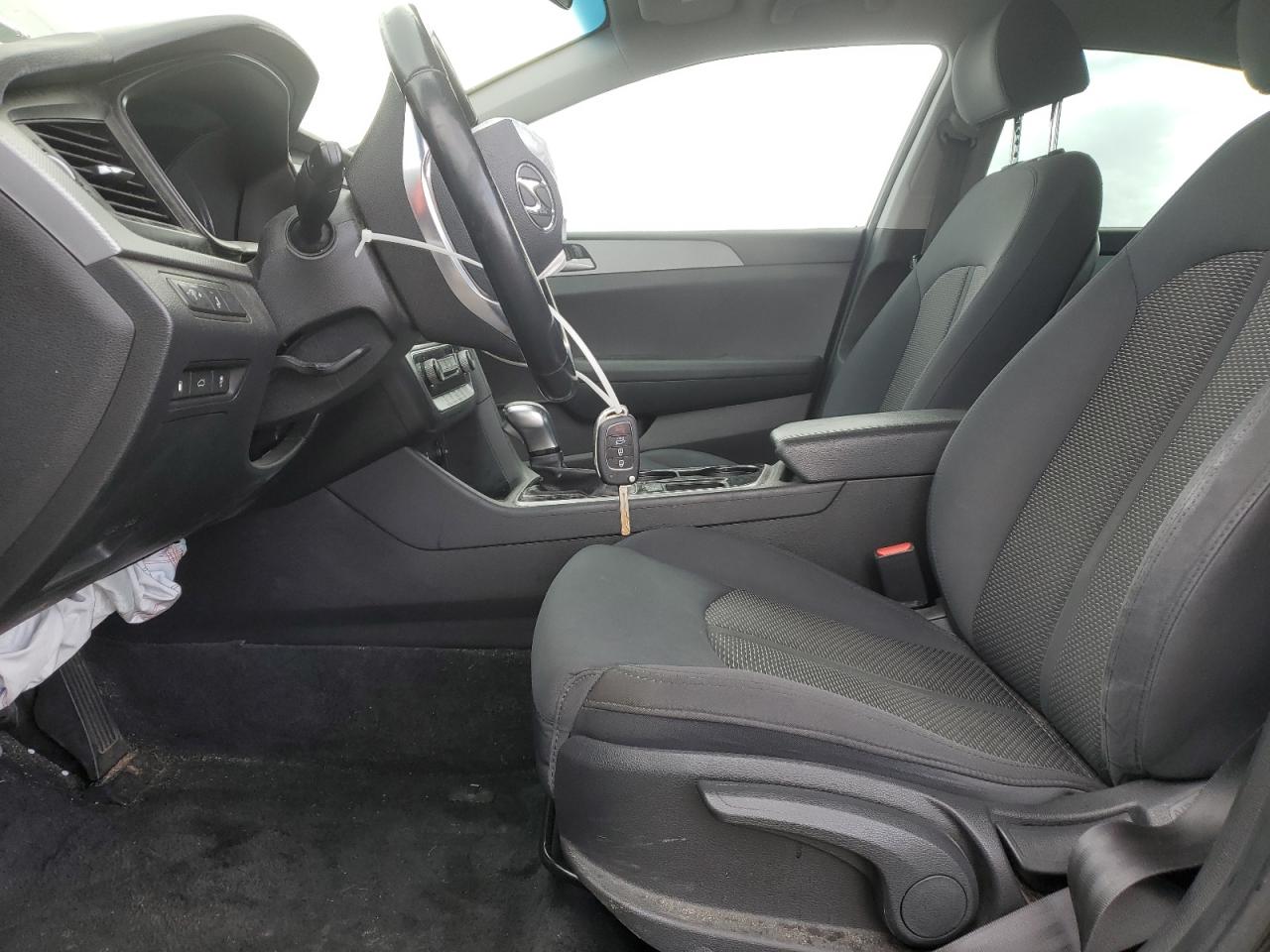 2018 Hyundai Sonata - Image 7