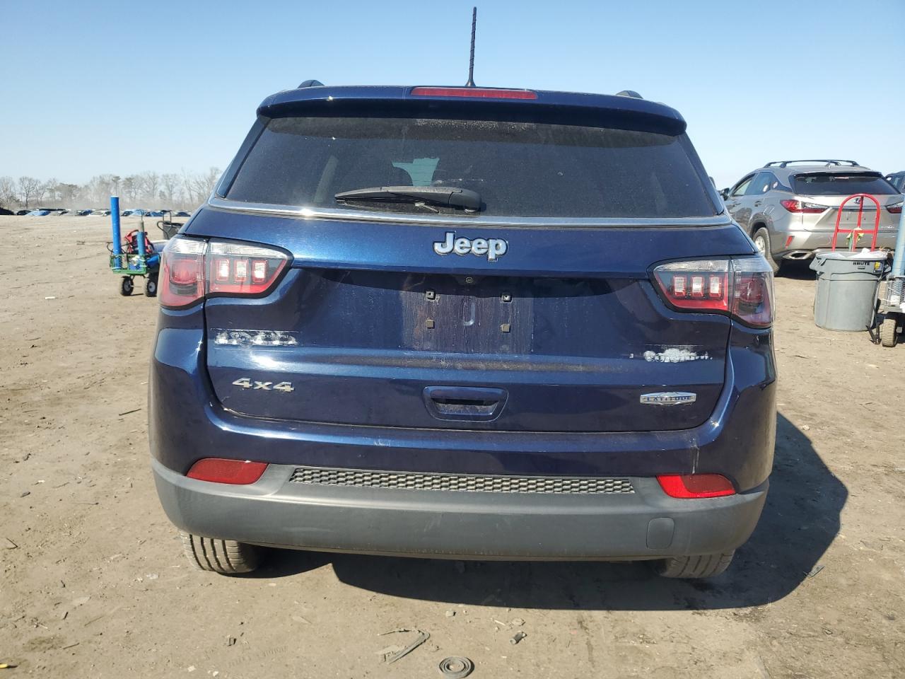 2018 Jeep Compass - Image 6