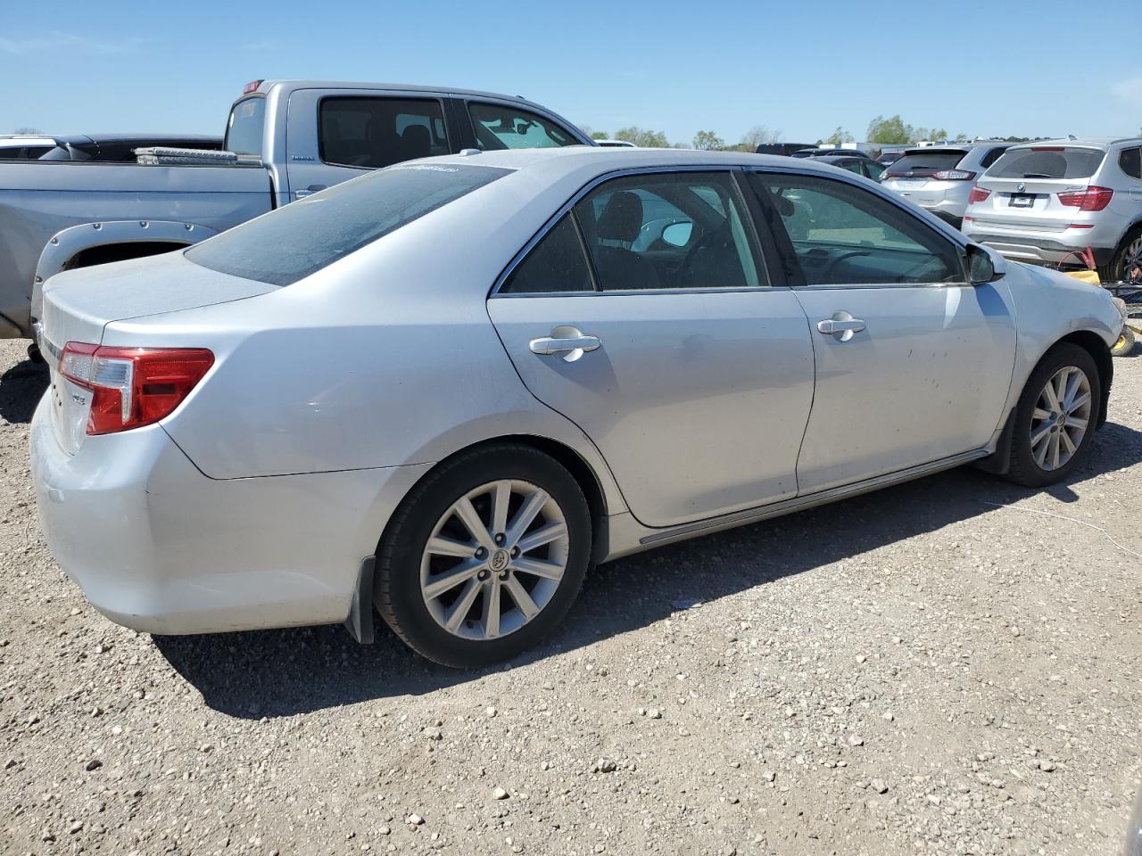 2014 Toyota Camry - Image 3