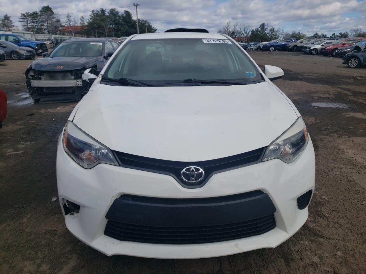 2014 Toyota Corolla - Image 5
