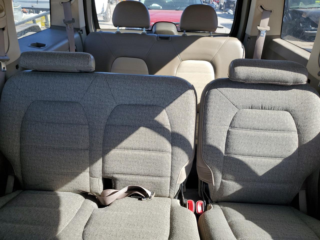 2002 Ford Explorer - Image 10