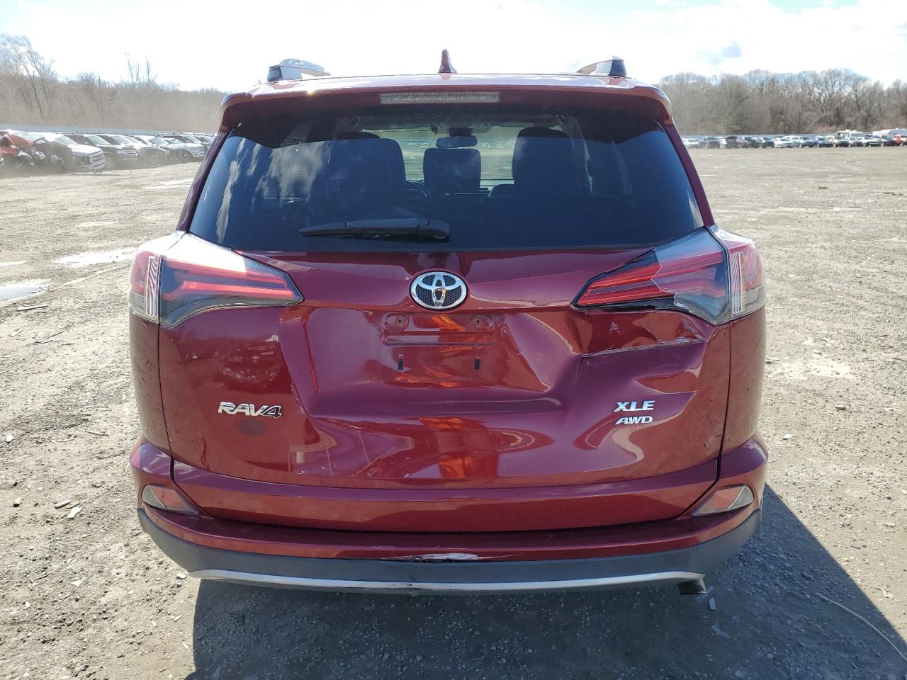 2018 Toyota RAV 4 - Image 6