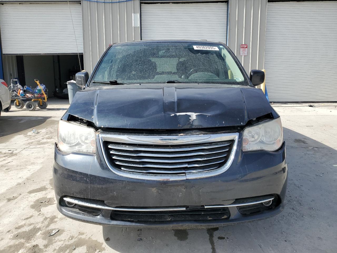2013 Chrysler Town & Country - Image 5