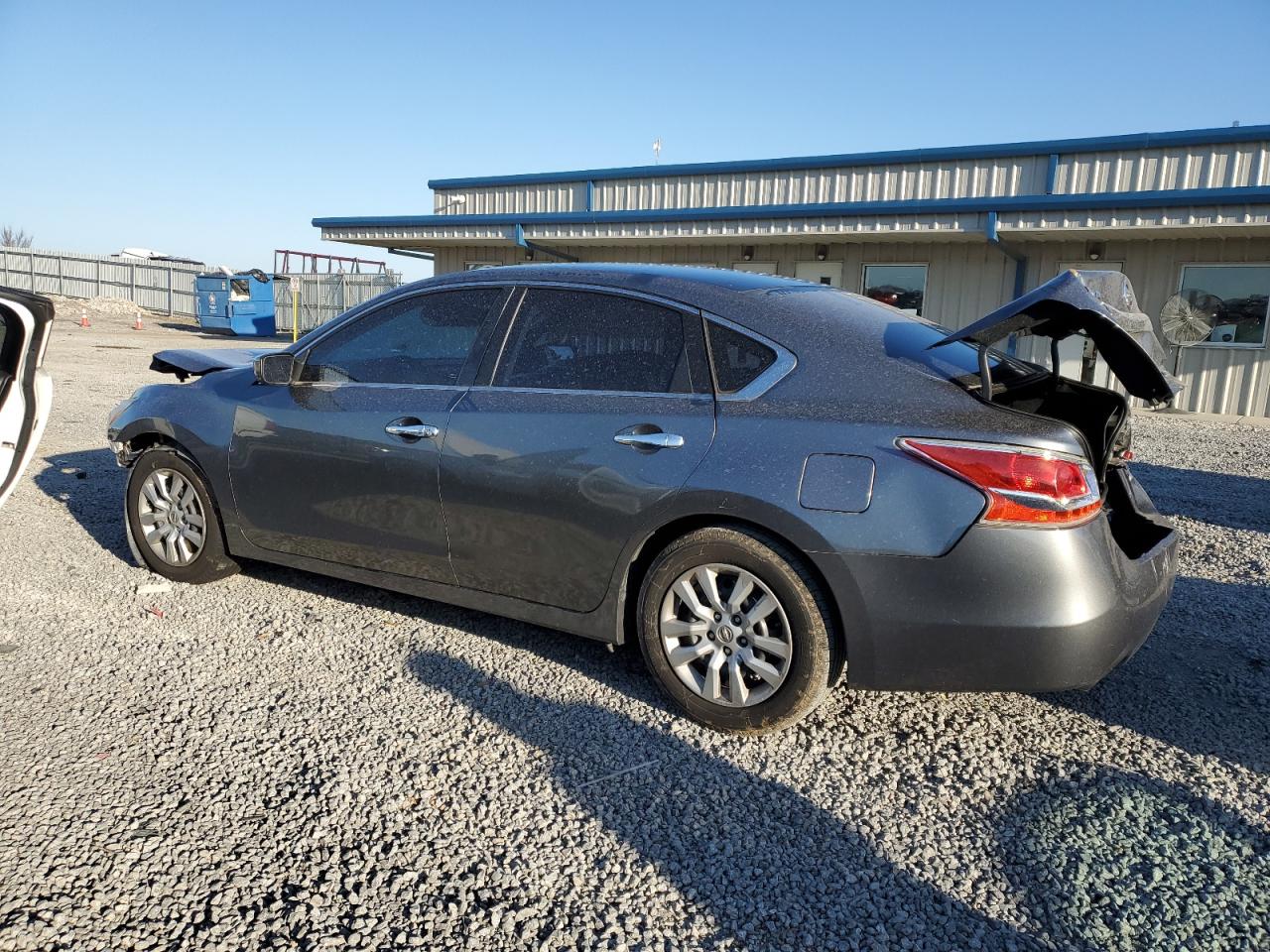 2014 Nissan Altima - Image 2