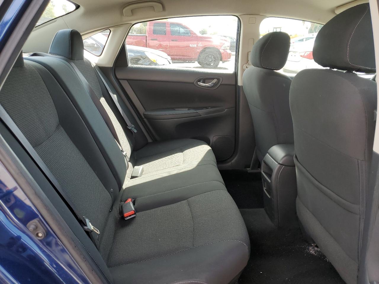 2019 Nissan Sentra - Image 11